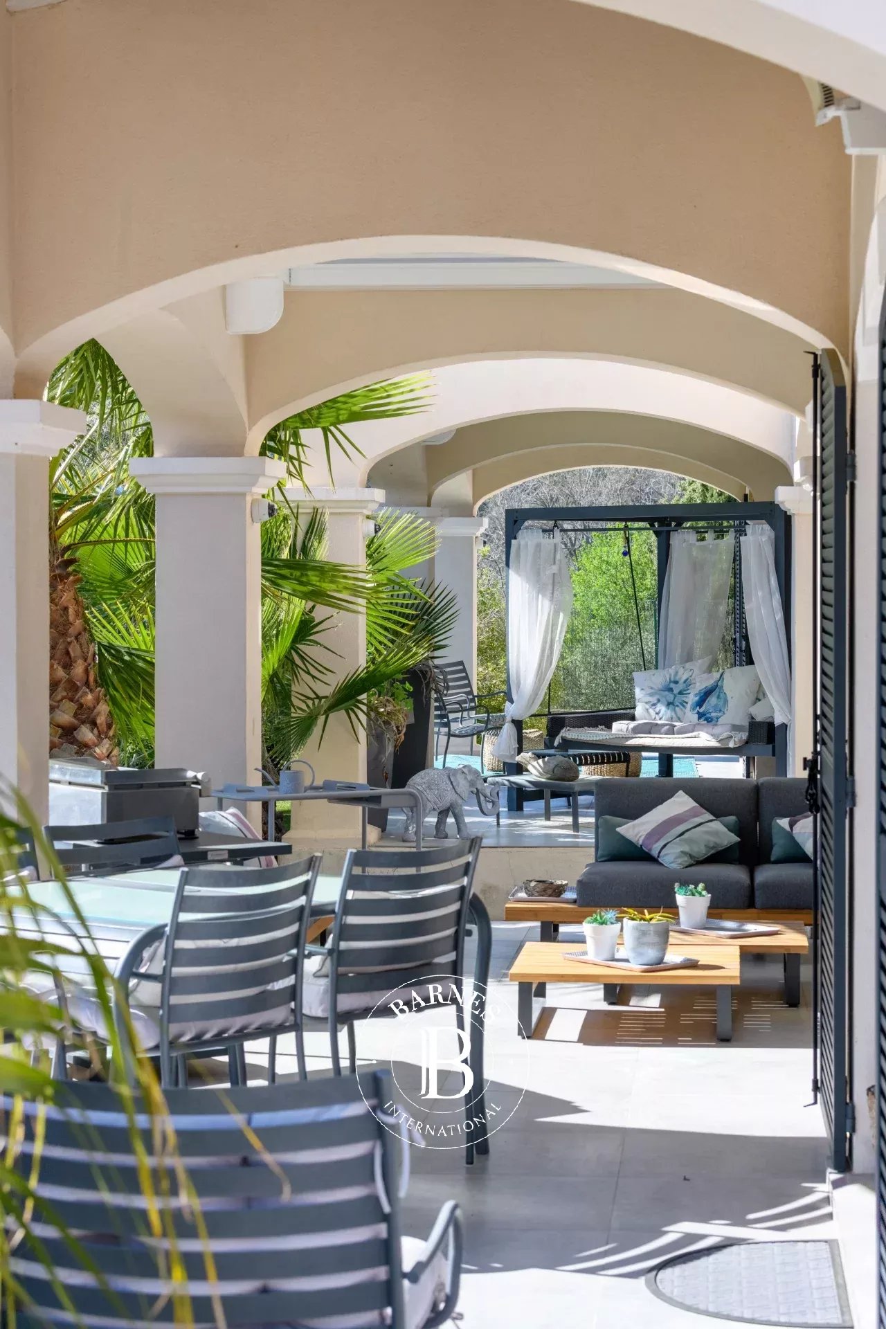 Sanary-sur-Mer  - Villa 7 Pi&egrave;ces 4 Chambres - picture 9