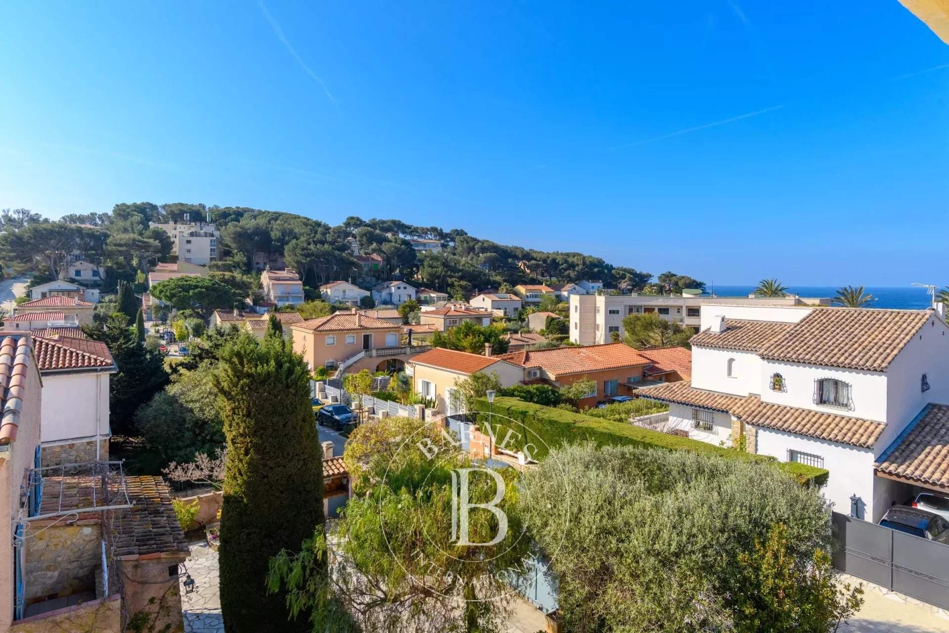 Sanary-sur-Mer  - Appartement 5 Pi&egrave;ces 4 Chambres - picture 15