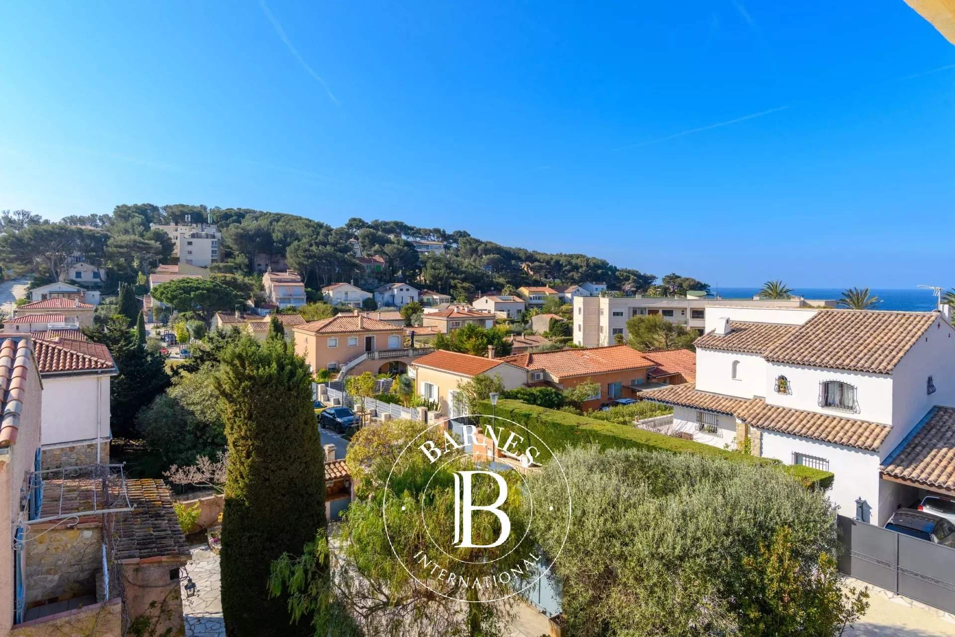 Sanary-sur-Mer  - Appartement 5 Pi&egrave;ces 4 Chambres - picture 15