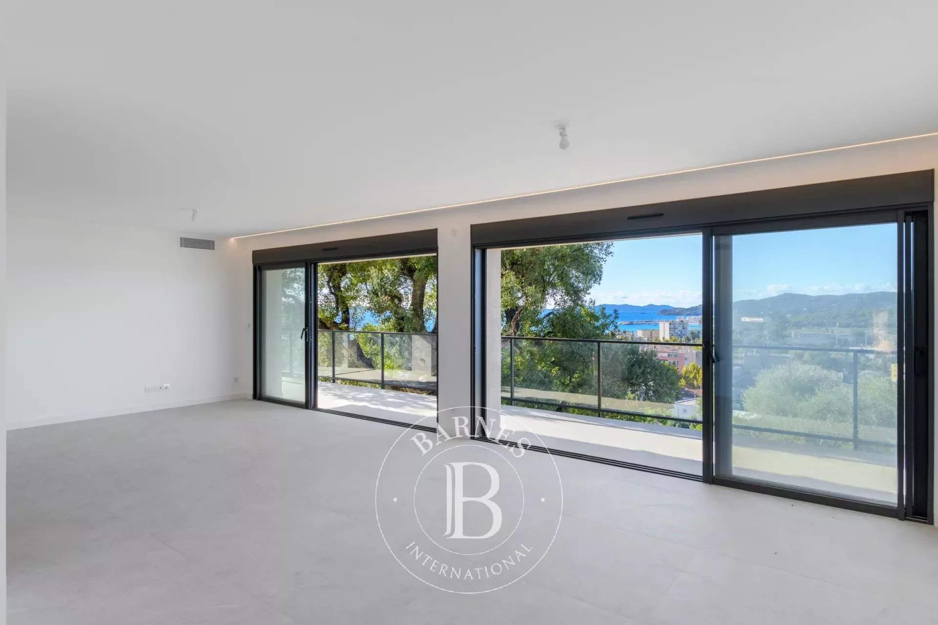 Le Lavandou  - Apartment 3 Bedrooms - picture 6
