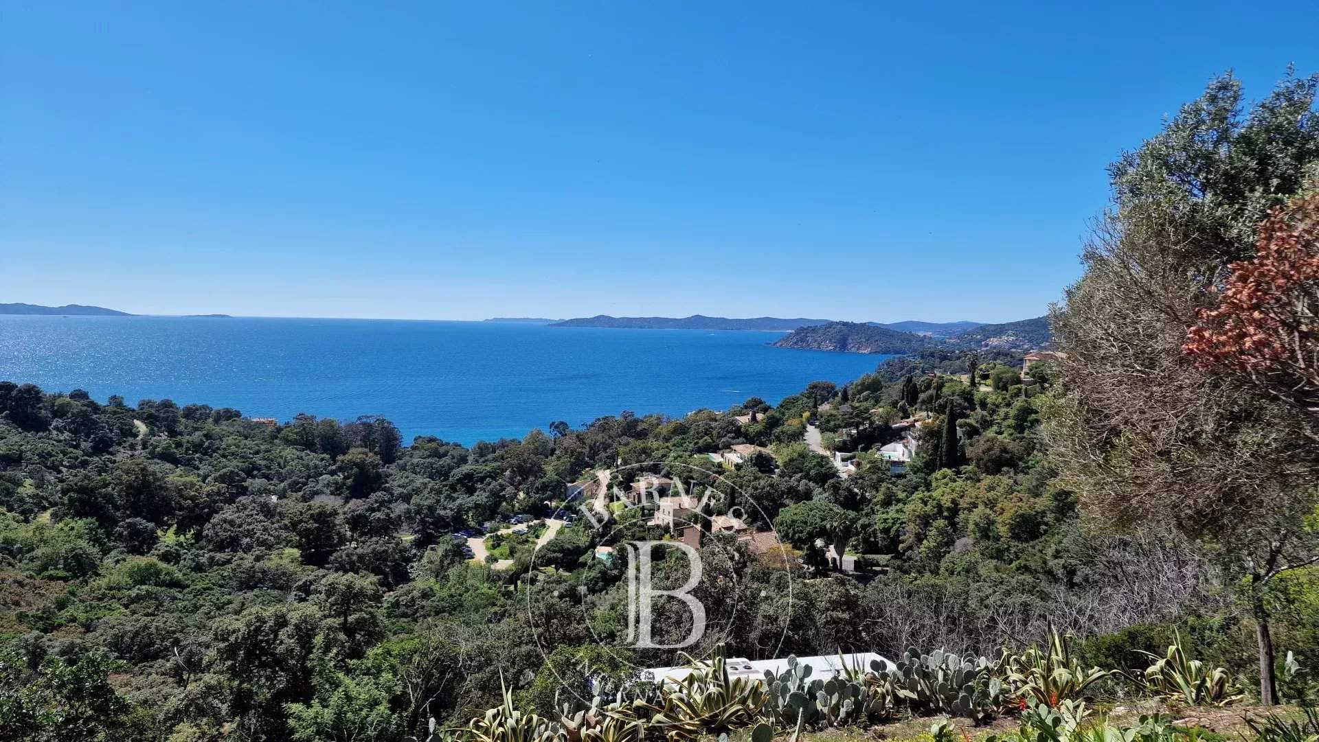 Rayol-Canadel-sur-Mer  - Terrain constructible  - picture 2