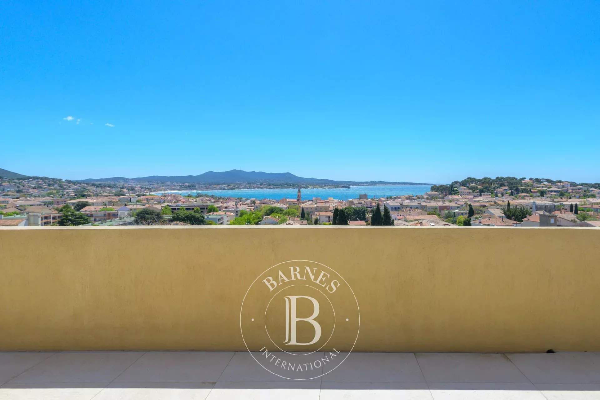 Sanary-sur-Mer  - Apartment 3 Bedrooms - picture 16