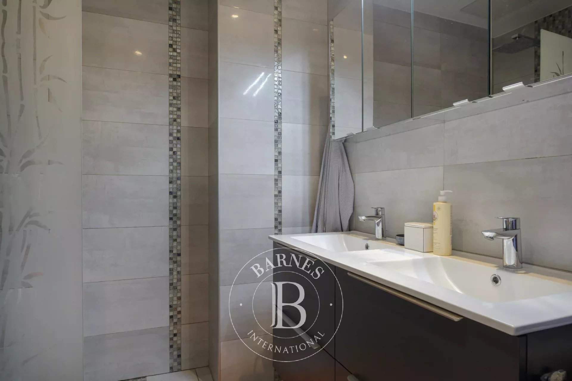 Sanary-sur-Mer  - Appartement 4 Pièces 2 Chambres - picture 14
