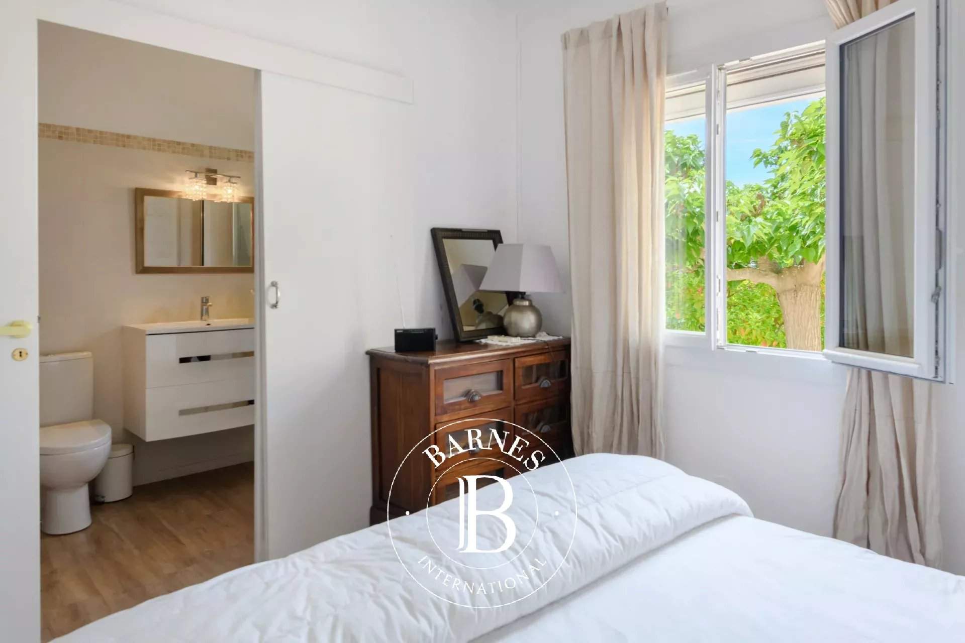 Sanary-sur-Mer  - House 5 Bedrooms - picture 19