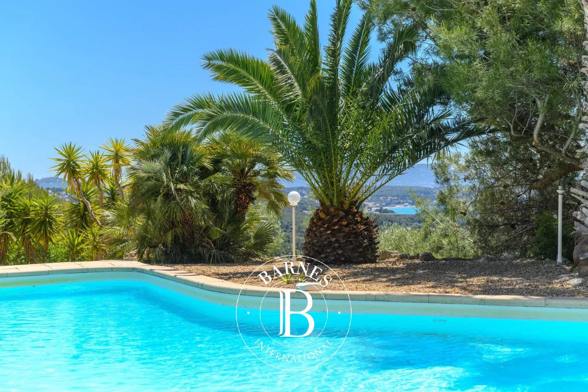 Bandol  - Villa 5 Bedrooms - picture 1