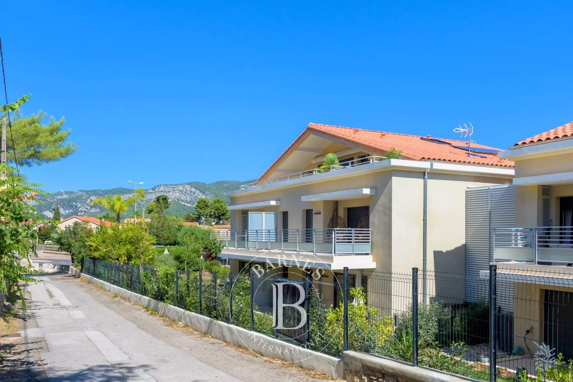 Toulon  - Apartment 3 Bedrooms - picture 3