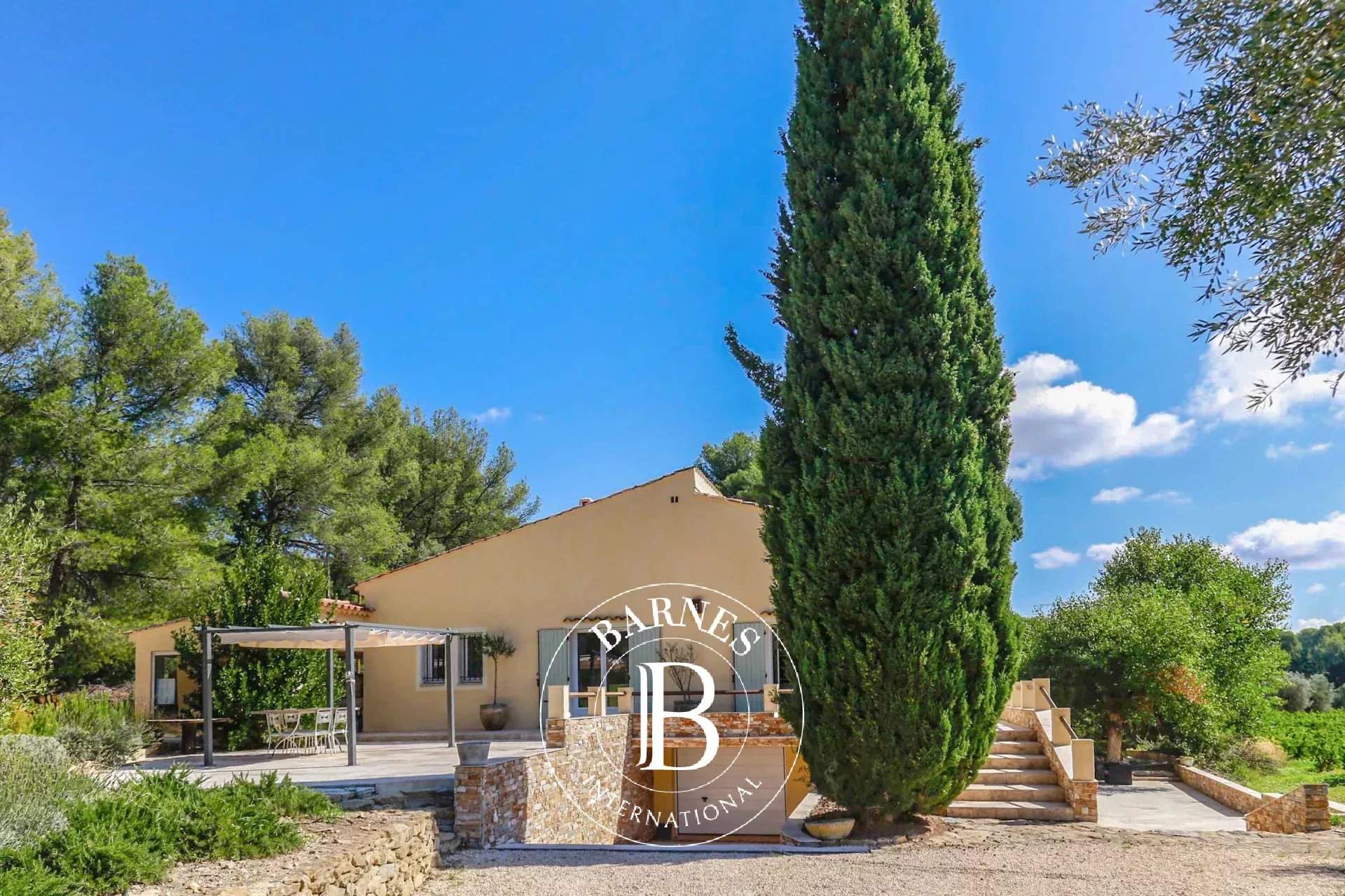 Le Castellet  - Villa 4 Bedrooms - picture 2