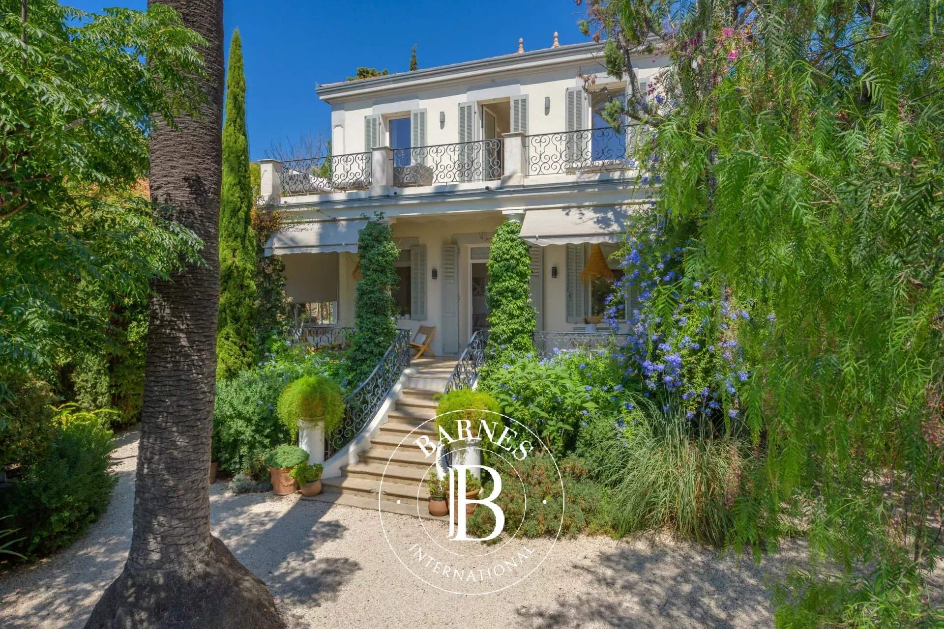 Sanary-sur-Mer  - Villa 4 Bedrooms - picture 1
