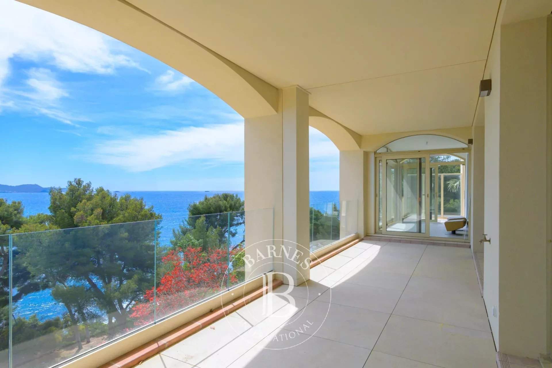 Carqueiranne  - Apartment 3 Bedrooms - picture 2