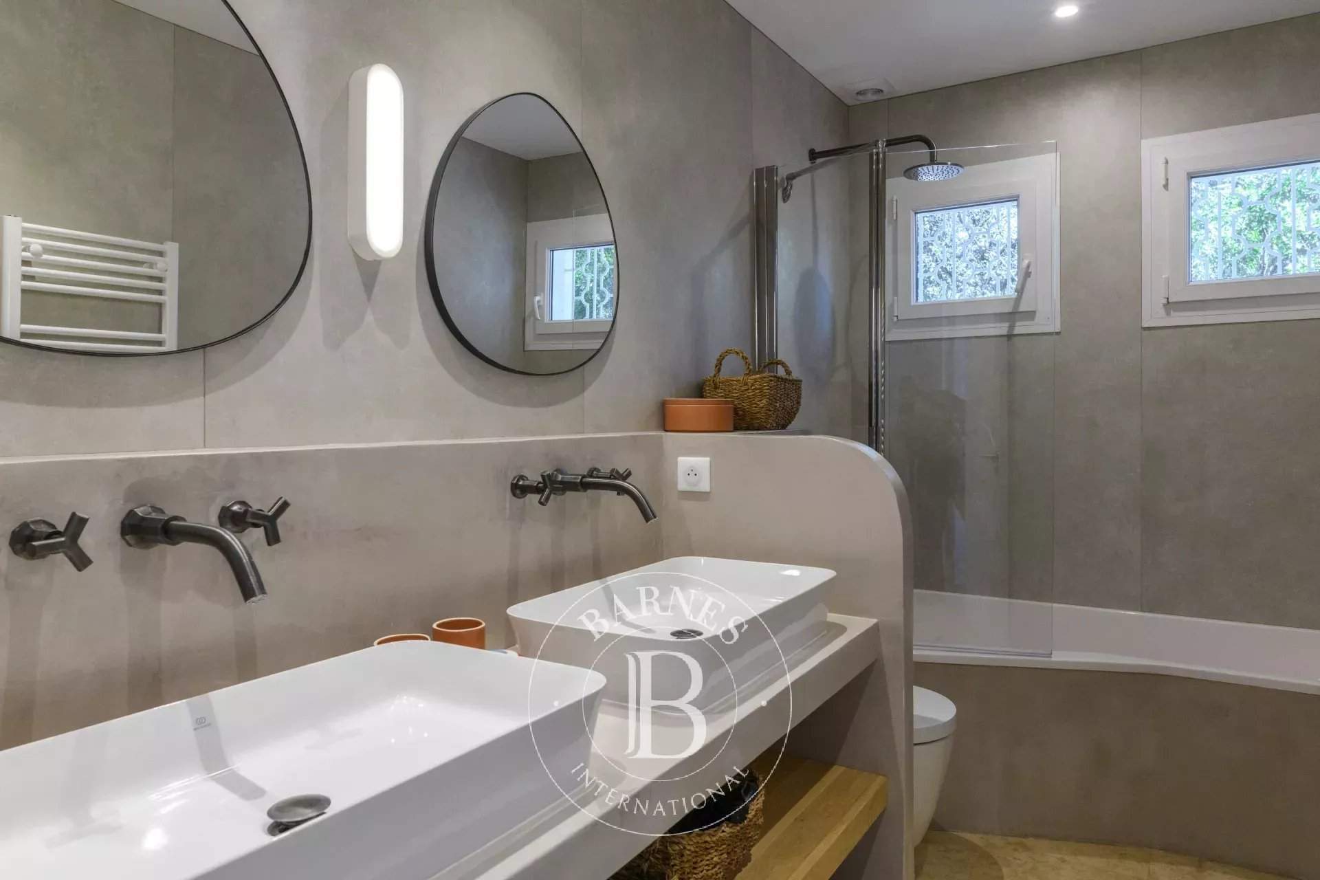 Cavalaire-sur-Mer  - Maison 6 Pi&egrave;ces 5 Chambres - picture 4