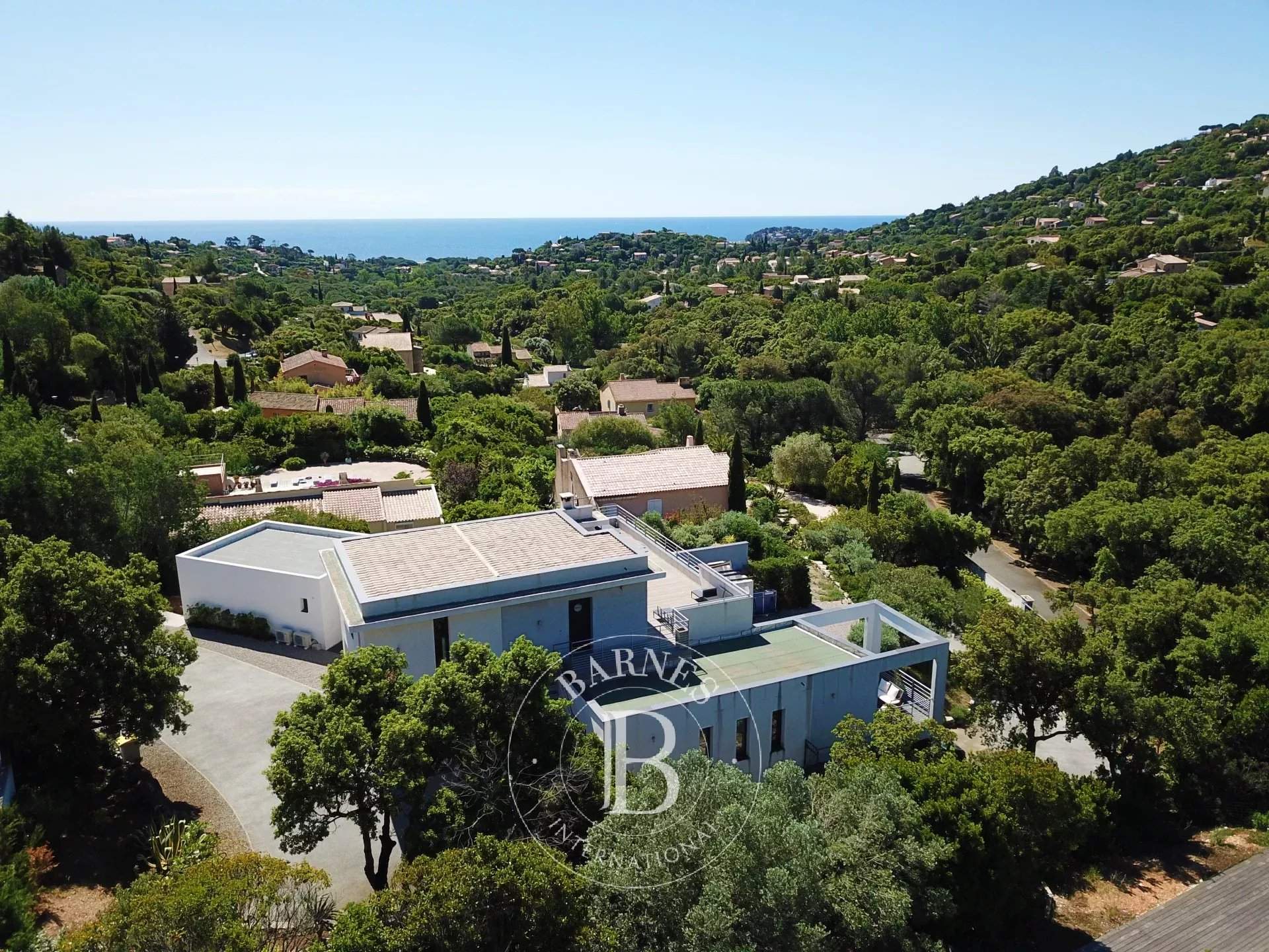 Cavalaire-sur-Mer  - Villa 9 Bedrooms - picture 12