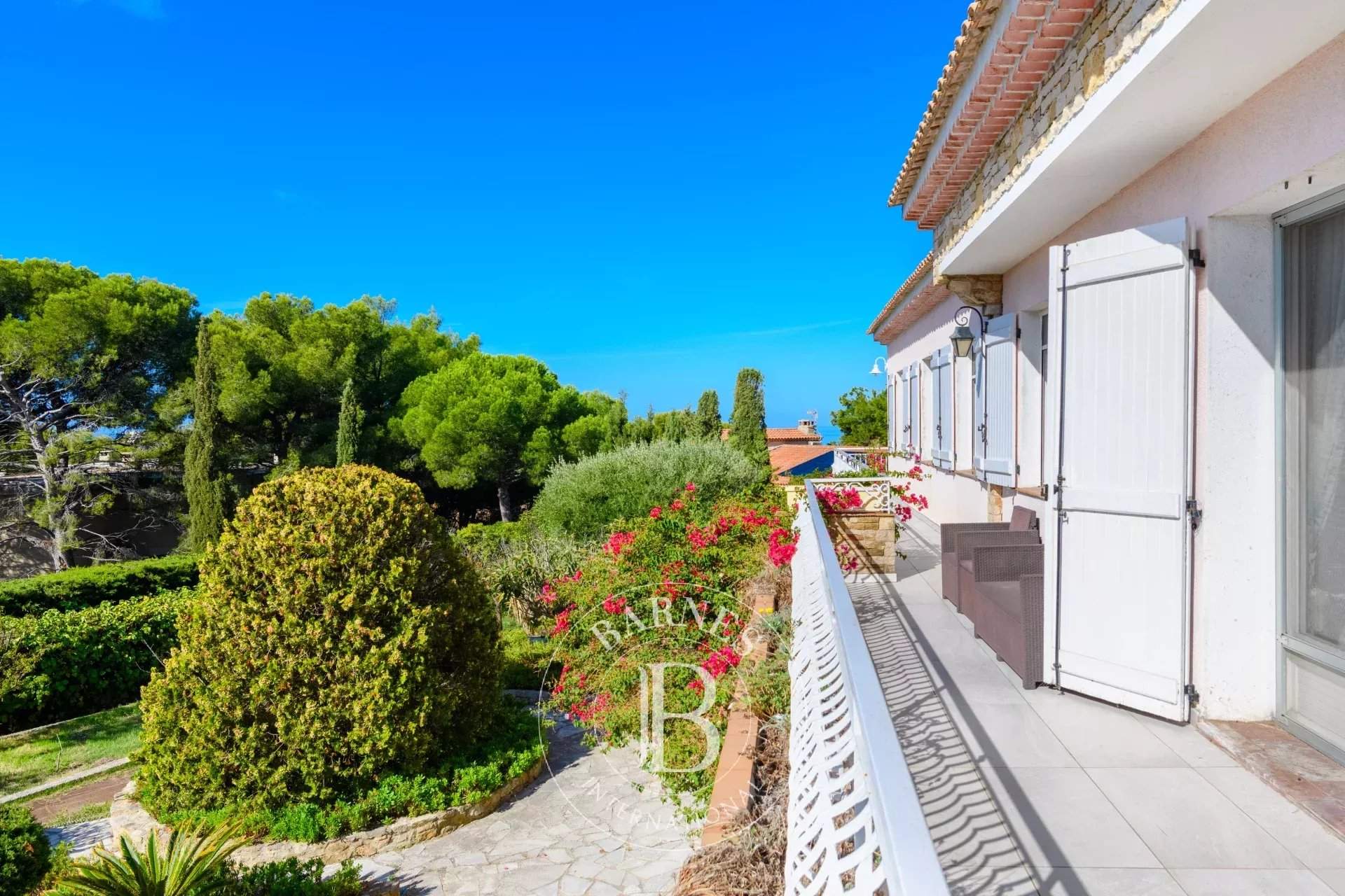 Sanary-sur-Mer  - Villa 12 Pièces 11 Chambres - picture 7