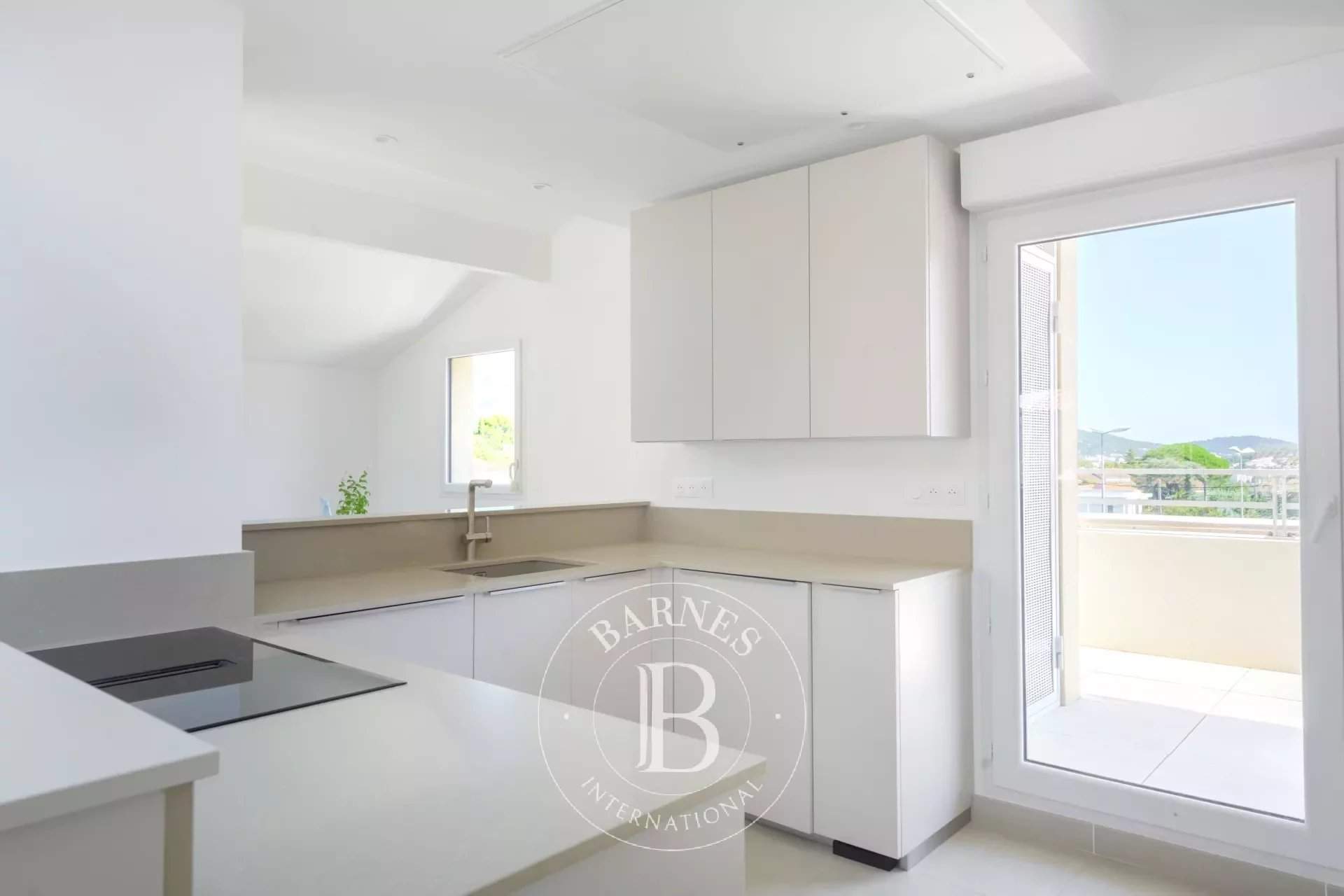 Toulon  - Apartment 3 Bedrooms - picture 9
