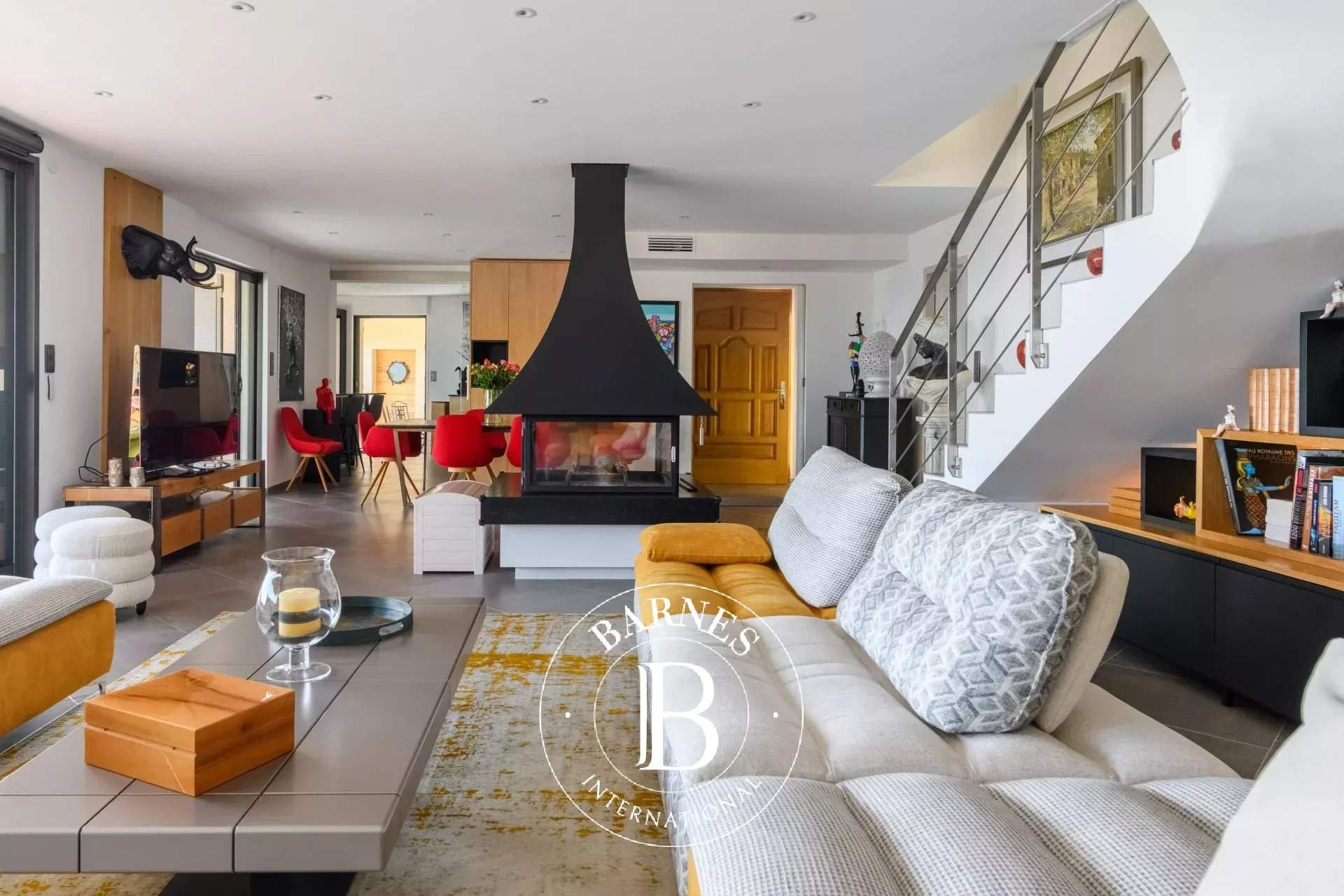 Ollioules  - Villa 7 Pi&egrave;ces 4 Chambres - picture 8