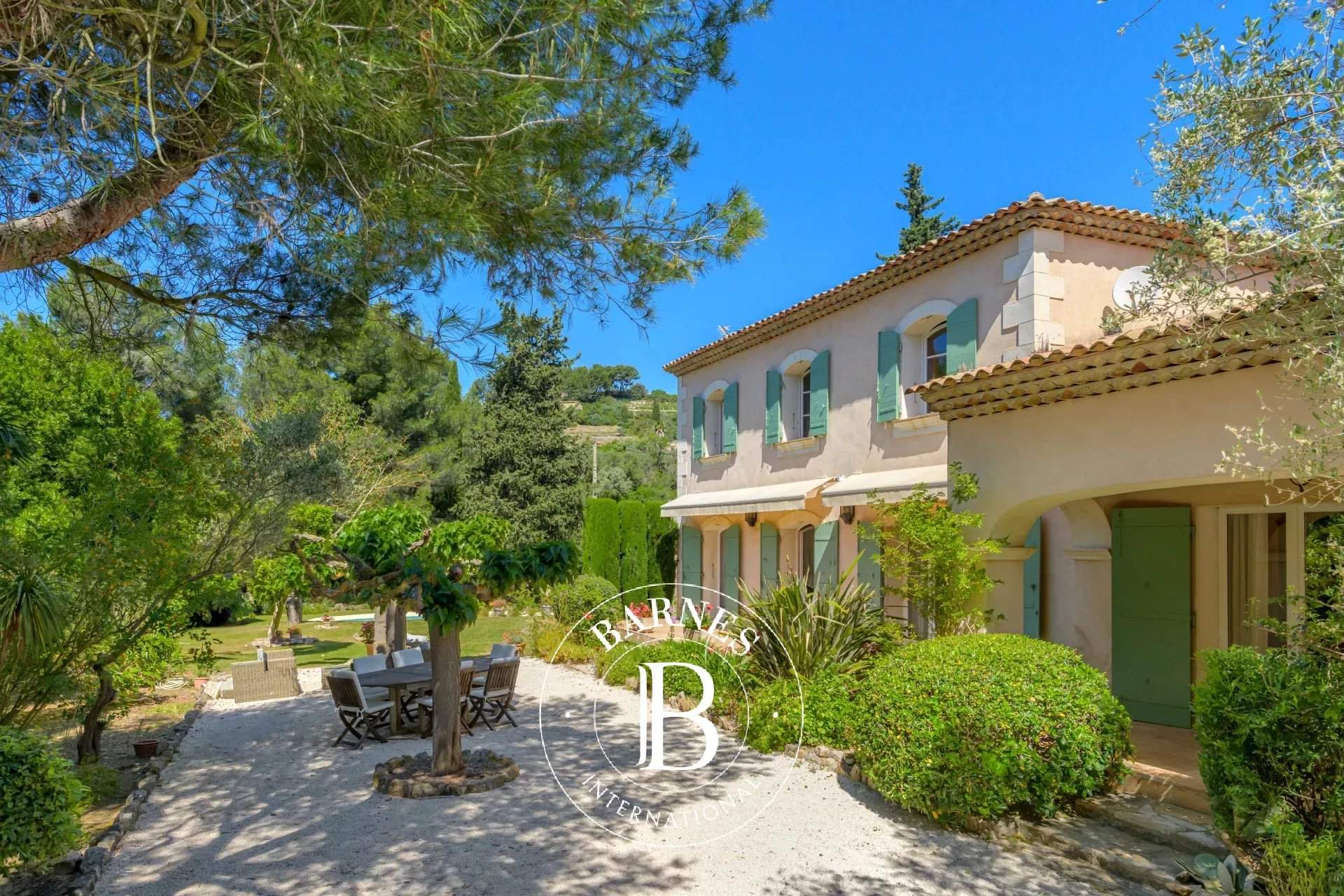 Sanary-sur-Mer  - Villa 5 Pi&egrave;ces 4 Chambres - picture 1
