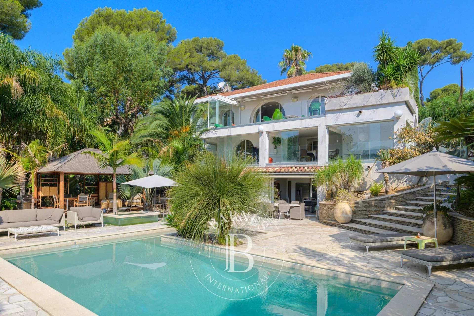 Sanary-sur-Mer  - House 4 Bedrooms - picture 1