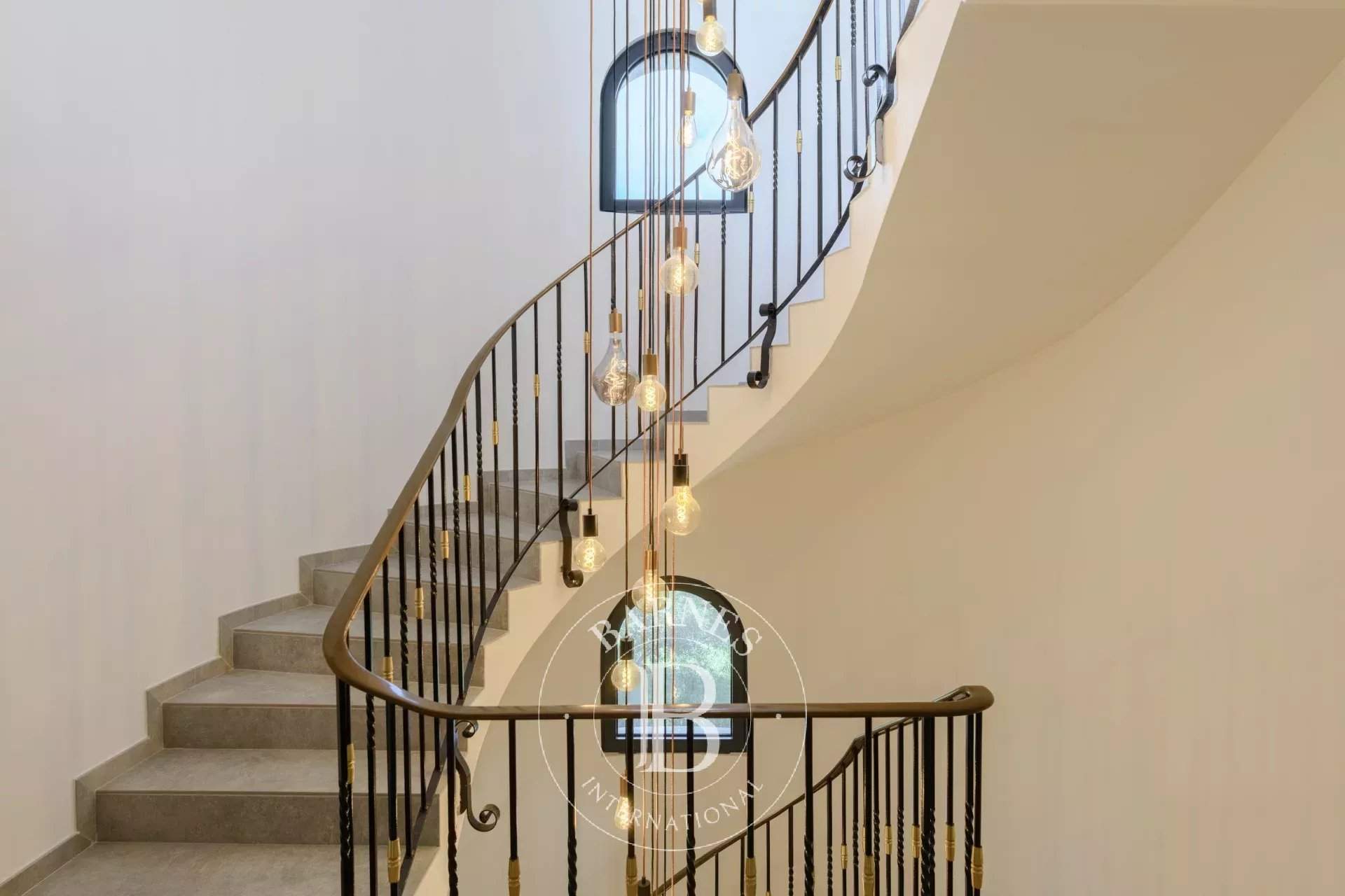 Ollioules  - Maison 7 Pi&egrave;ces 6 Chambres - picture 11