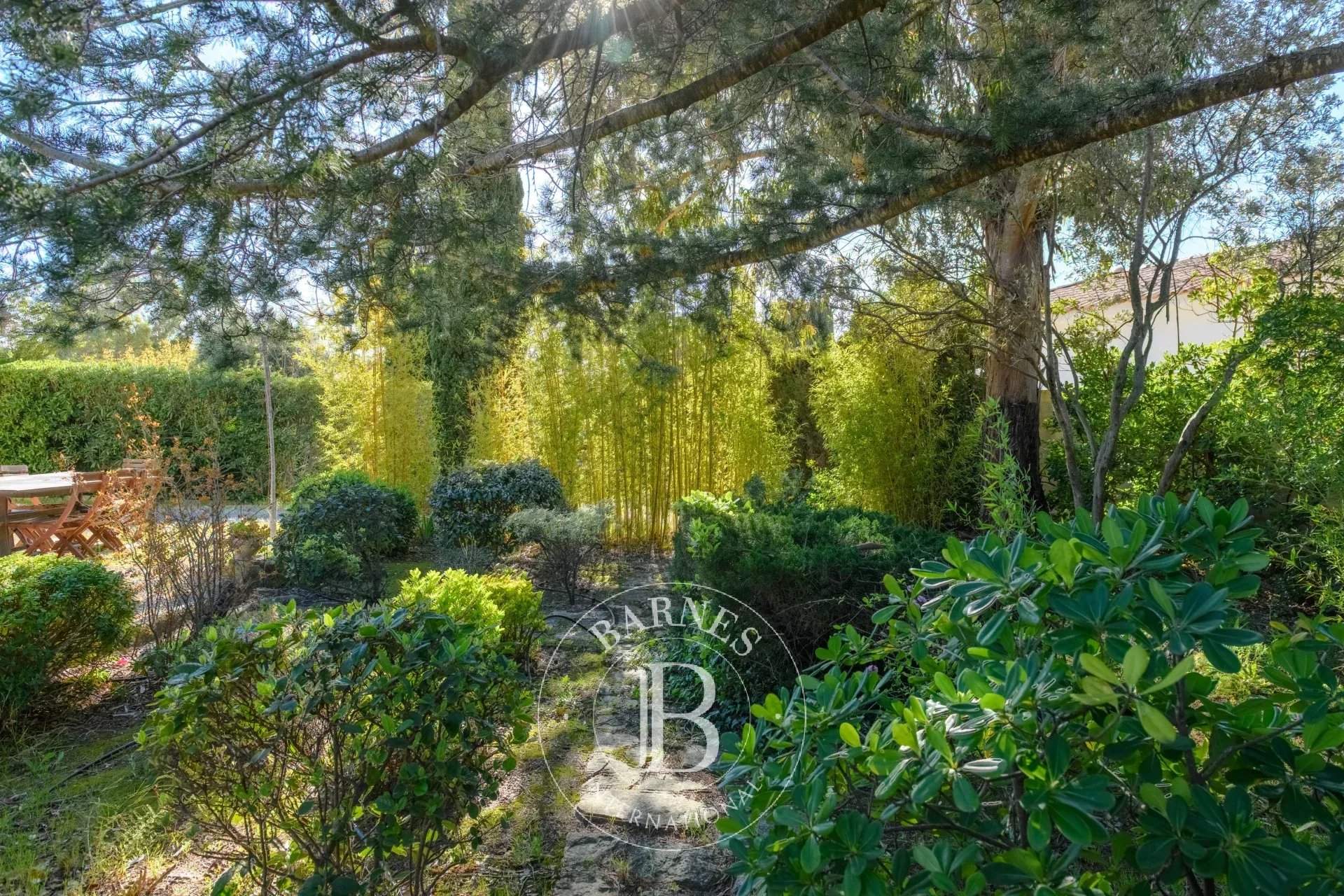 La Ciotat  - House 6 Bedrooms - picture 11