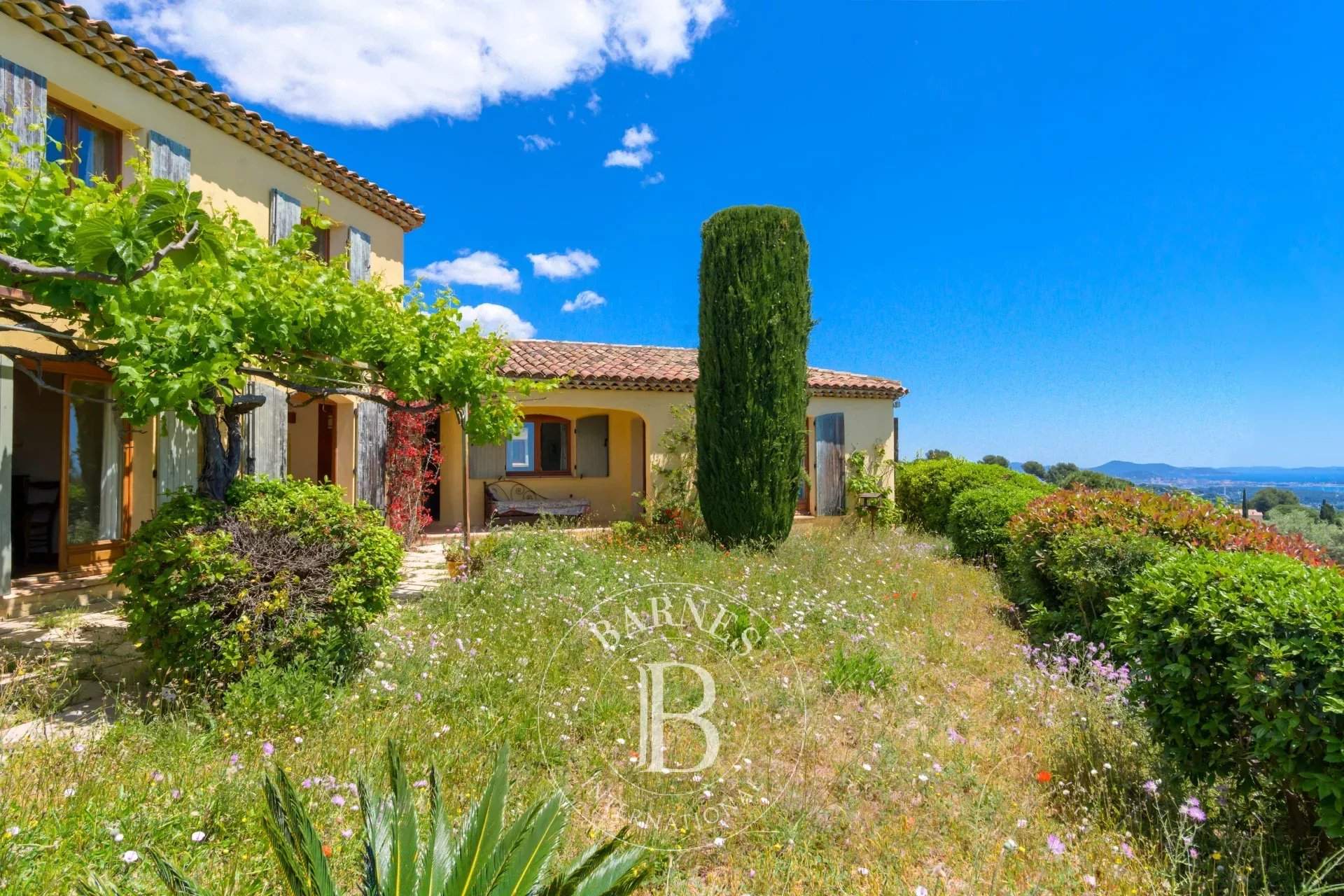 Ollioules  - Villa 4 Bedrooms - picture 2