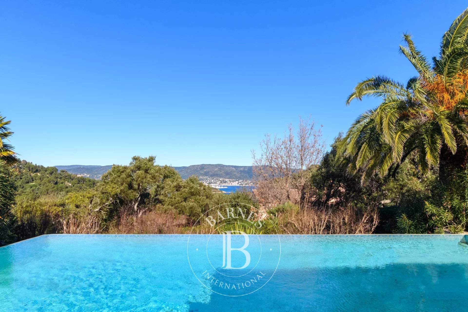 Bormes-les-Mimosas  - Propriété 10 Pi&egrave;ces - picture 1