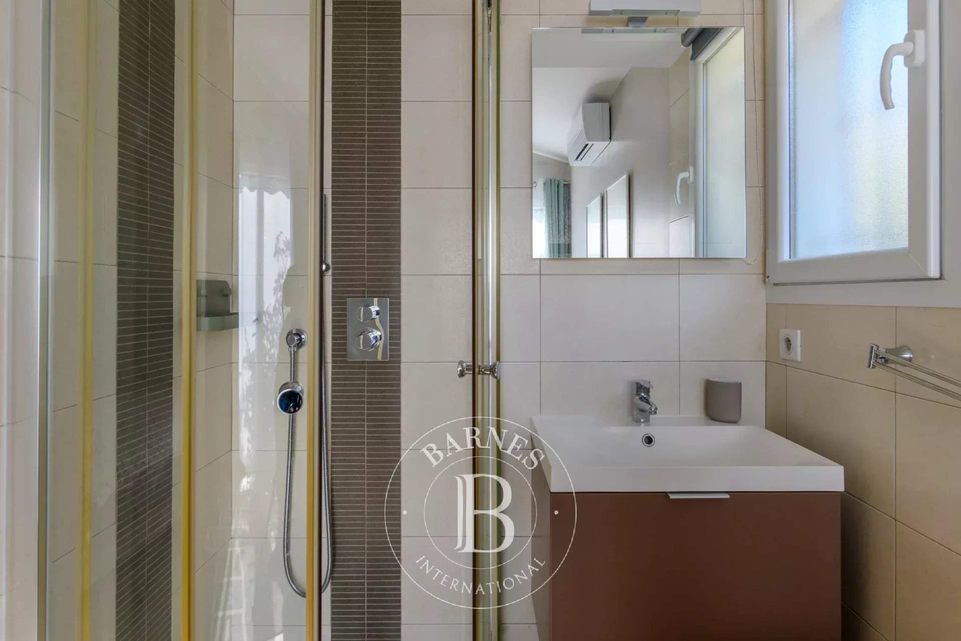 Le Castellet  - House 3 Bedrooms - picture 17