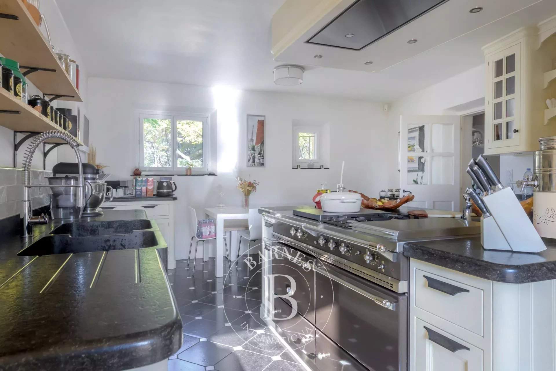 Le Beausset  - Mas 4 Bedrooms - picture 10
