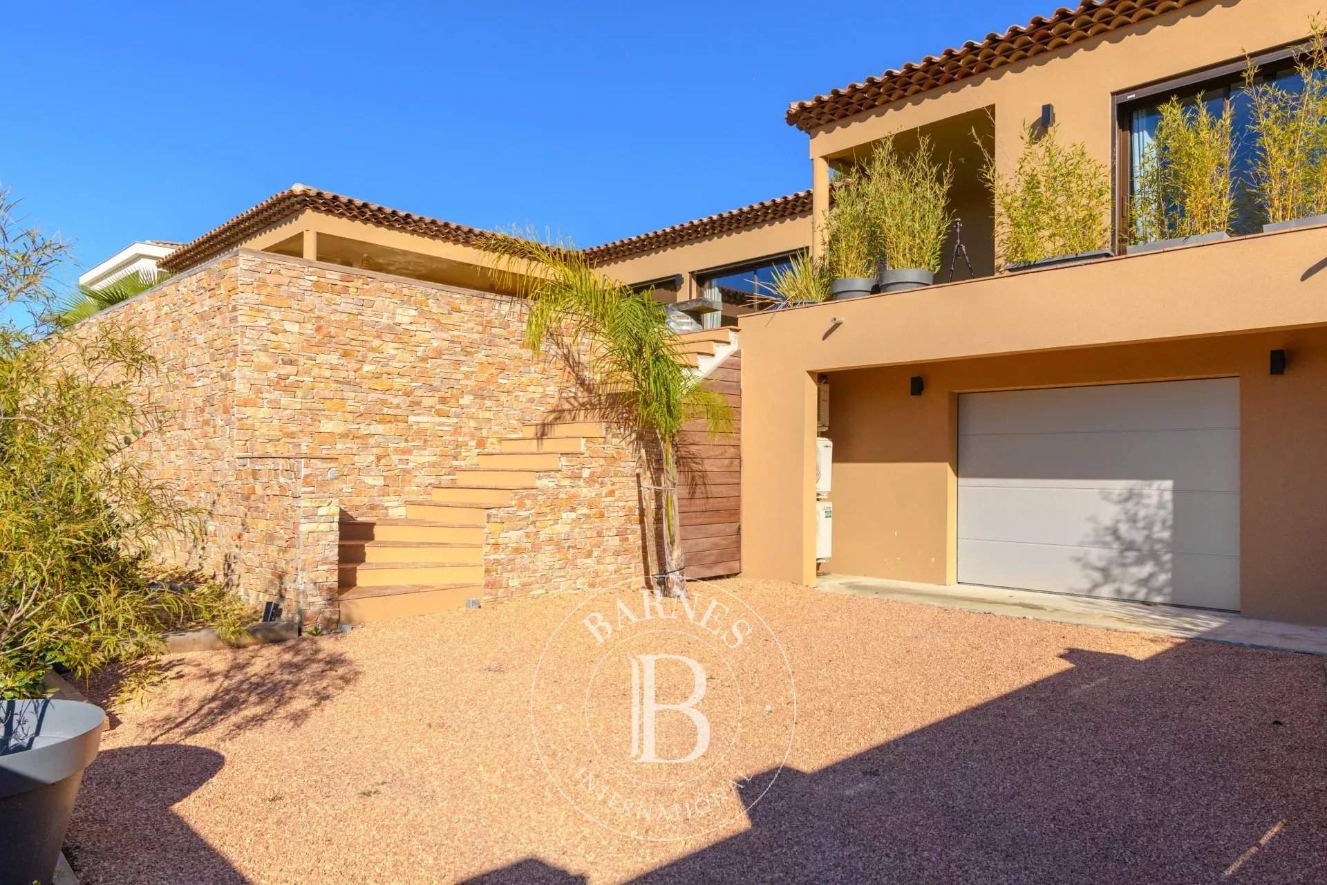 Le Castellet  - Villa 6 Pièces 3 Chambres - picture 11