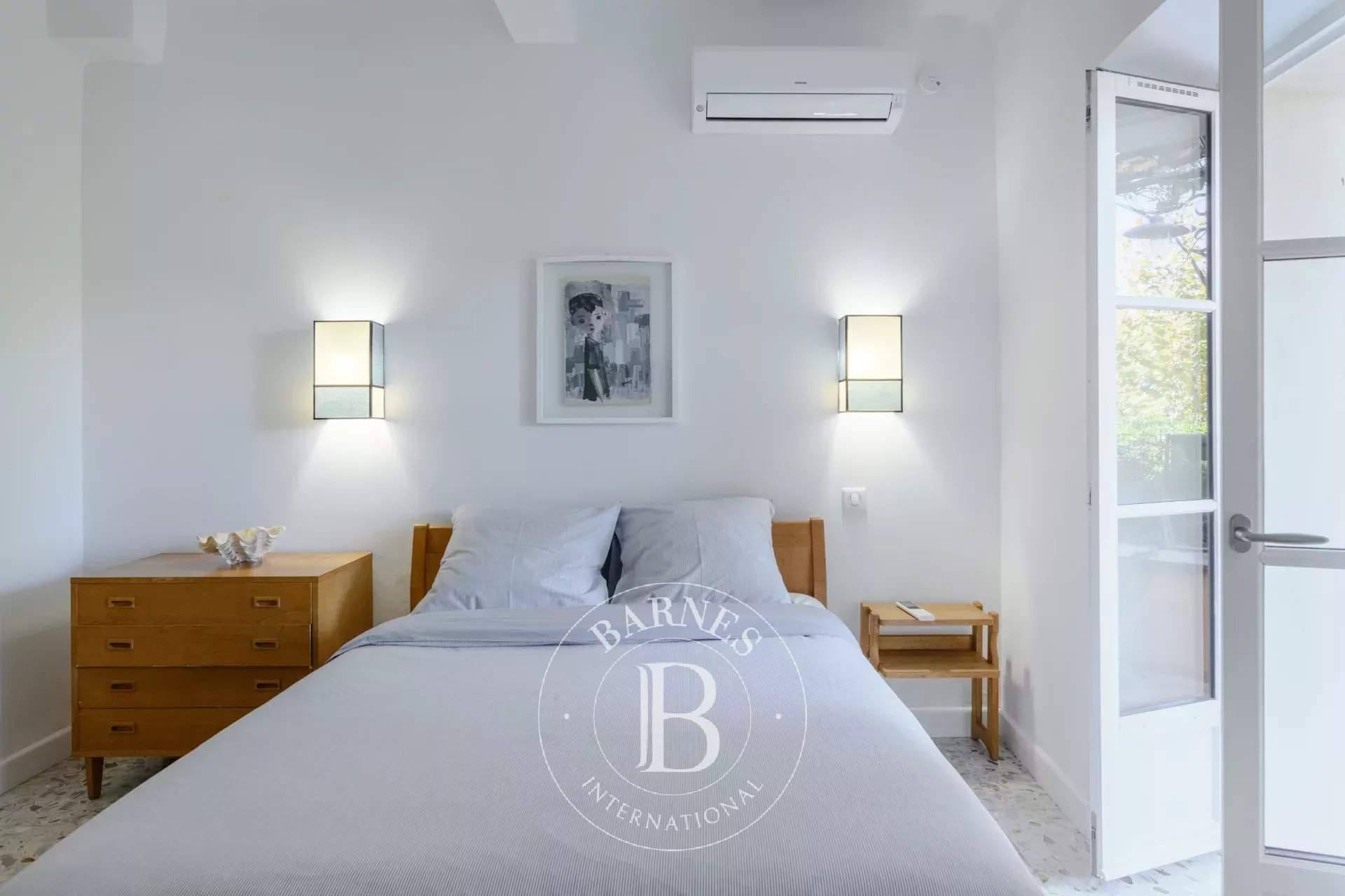 Hyères  - Maison 5 Pièces 2 Chambres - picture 11