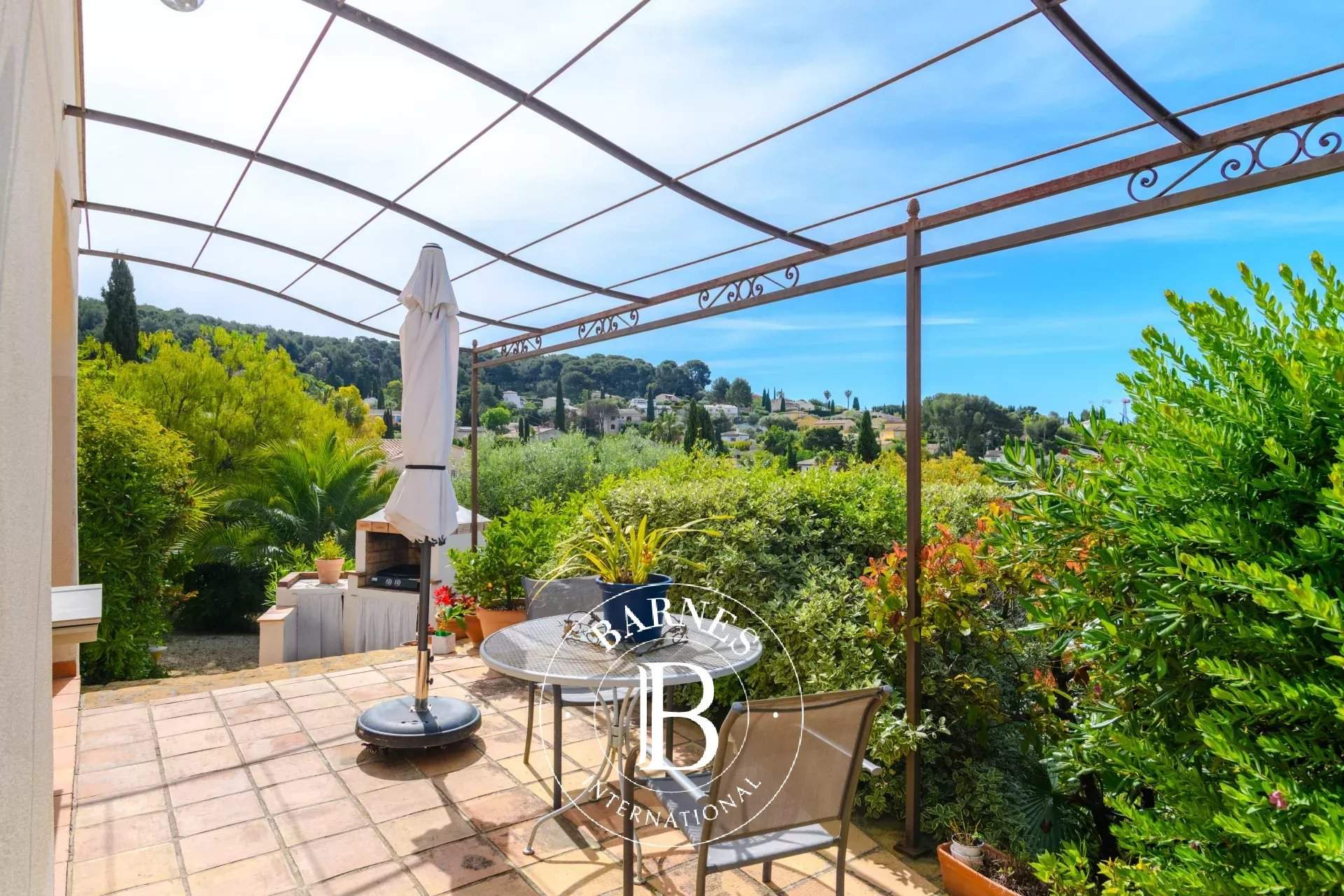 Sanary-sur-Mer  - House 5 Bedrooms - picture 11