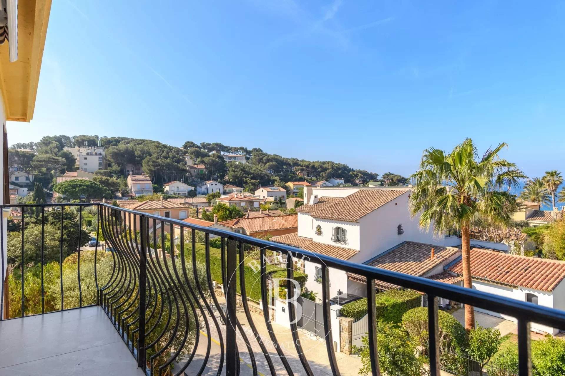 Sanary-sur-Mer  - Appartement 5 Pi&egrave;ces 4 Chambres - picture 19