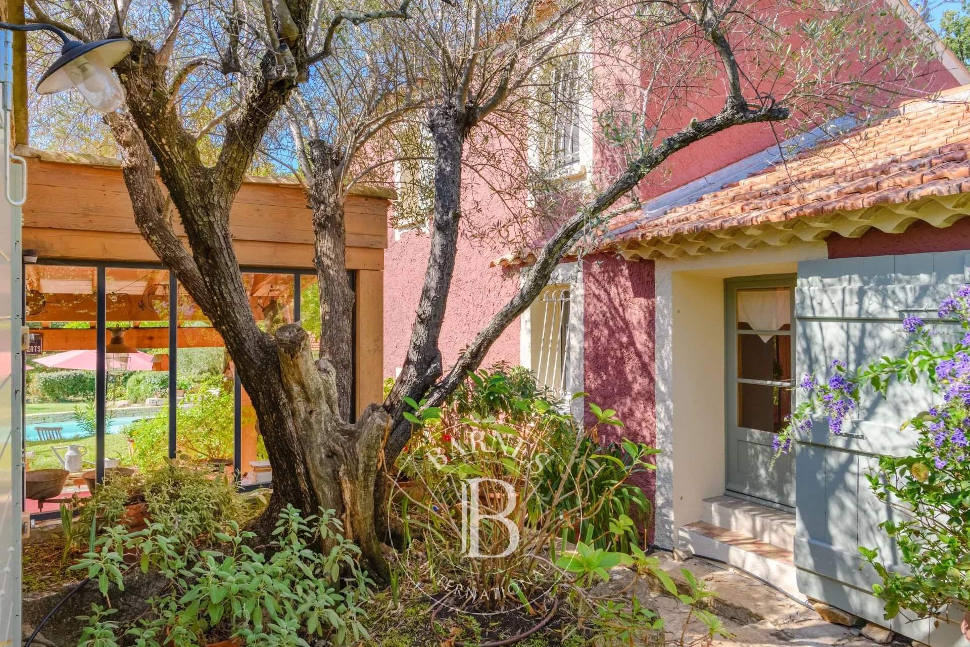 Le Beausset  - Mas  - picture 2