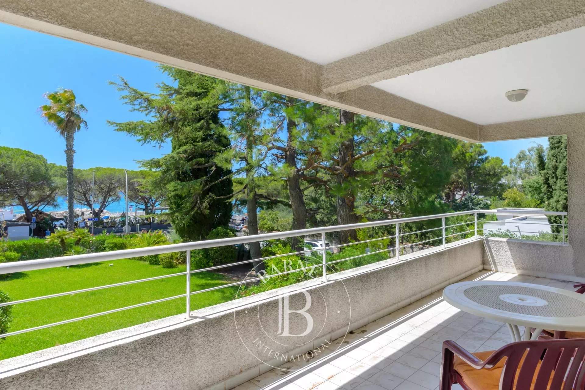 La Ciotat  - Apartment 2 Bedrooms - picture 1