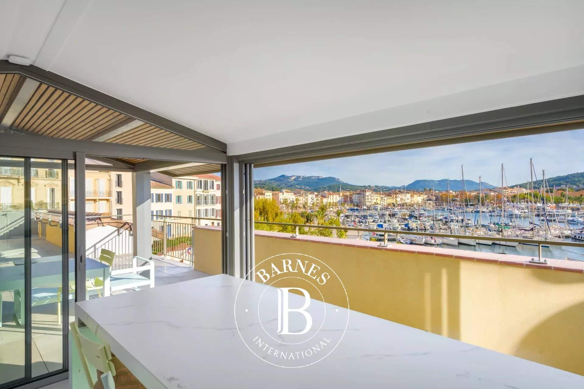 Sanary-sur-Mer  - Maison 6 Pi&egrave;ces 4 Chambres - picture 6