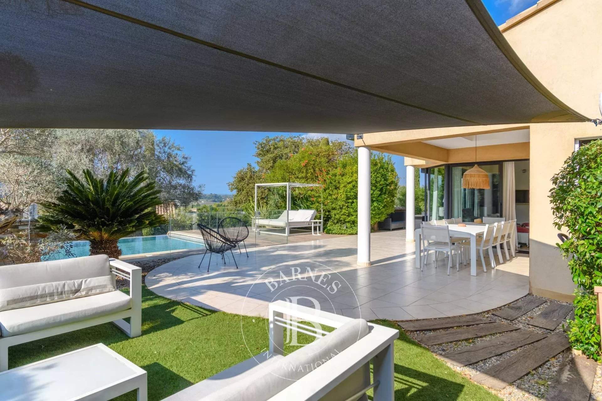 Le Castellet  - House 3 Bedrooms - picture 15