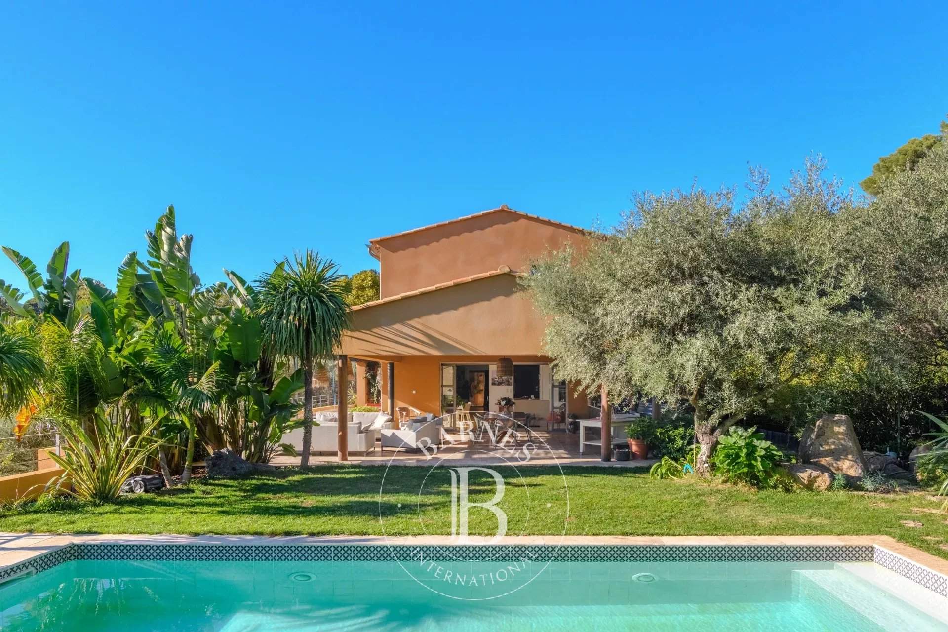 Ollioules  - Villa 4 Bedrooms - picture 1