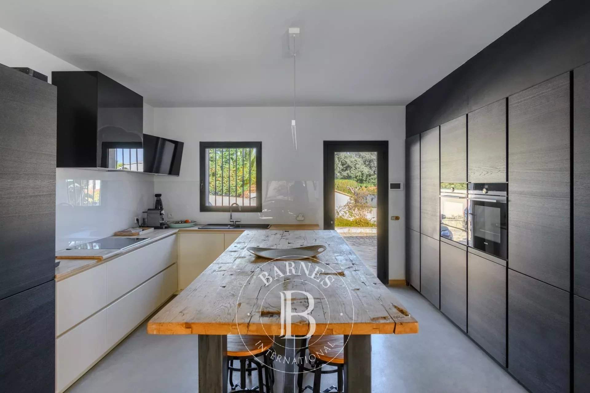 Sanary-sur-Mer  - House 4 Bedrooms - picture 11