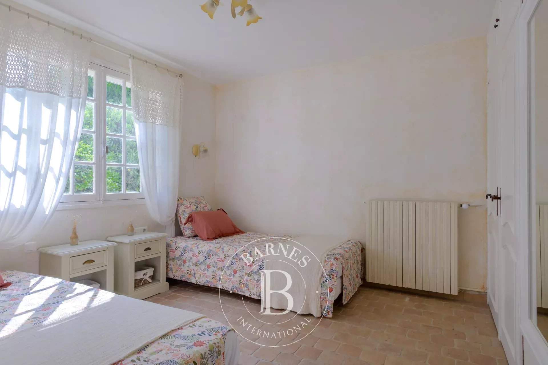 Saint-Cyr-sur-Mer  - Villa 7 Pièces - picture 14