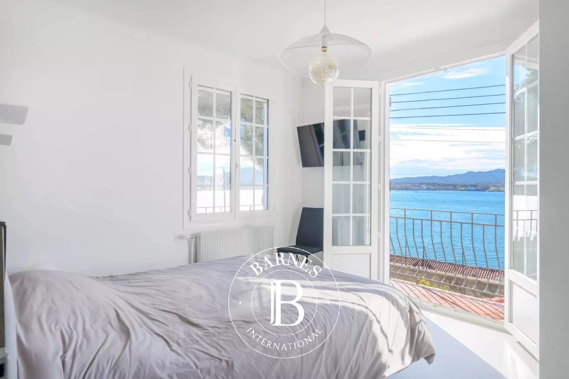 Sanary-sur-Mer  - House 5 Bedrooms - picture 14