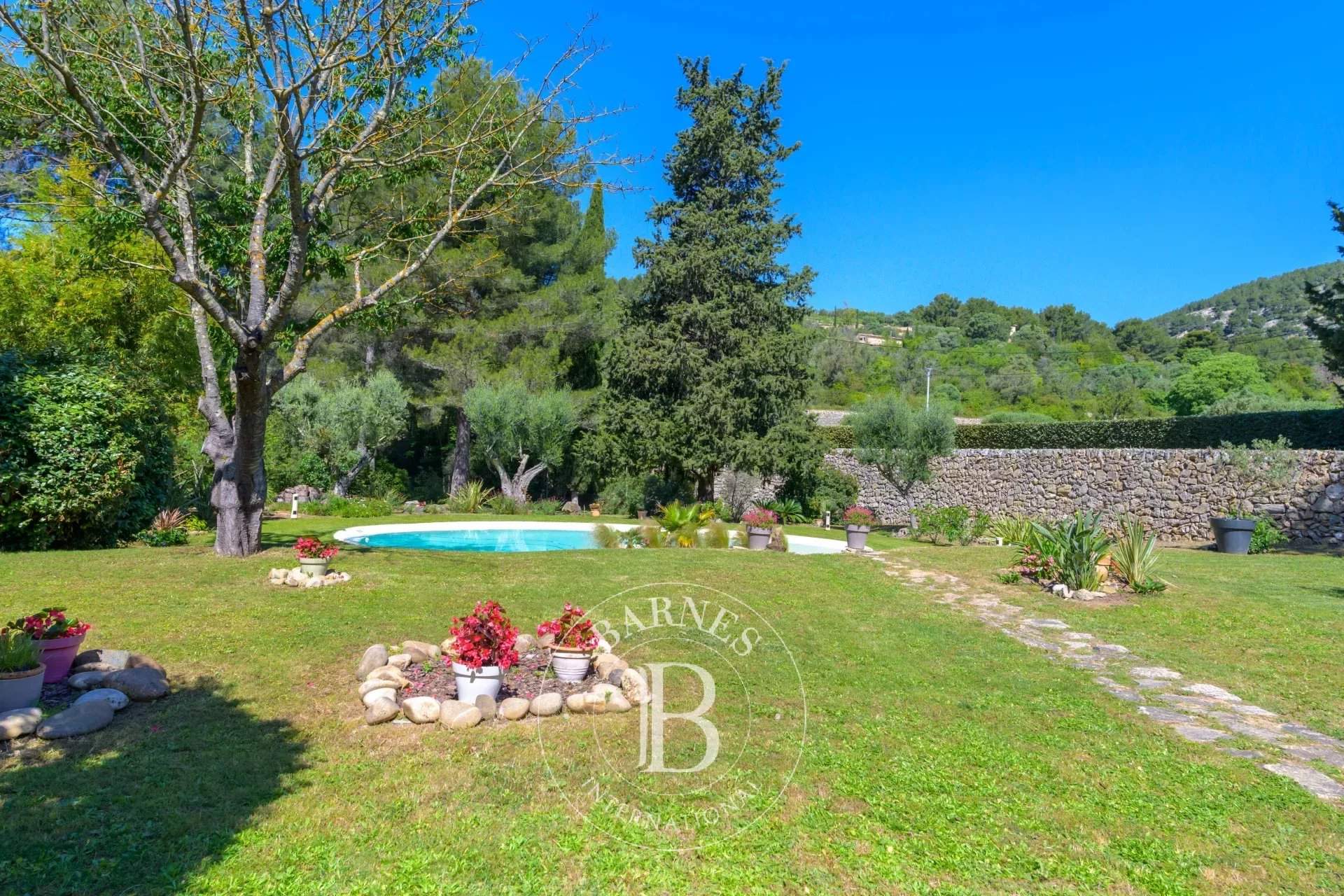 Sanary-sur-Mer  - Villa 5 Pièces 4 Chambres - picture 4
