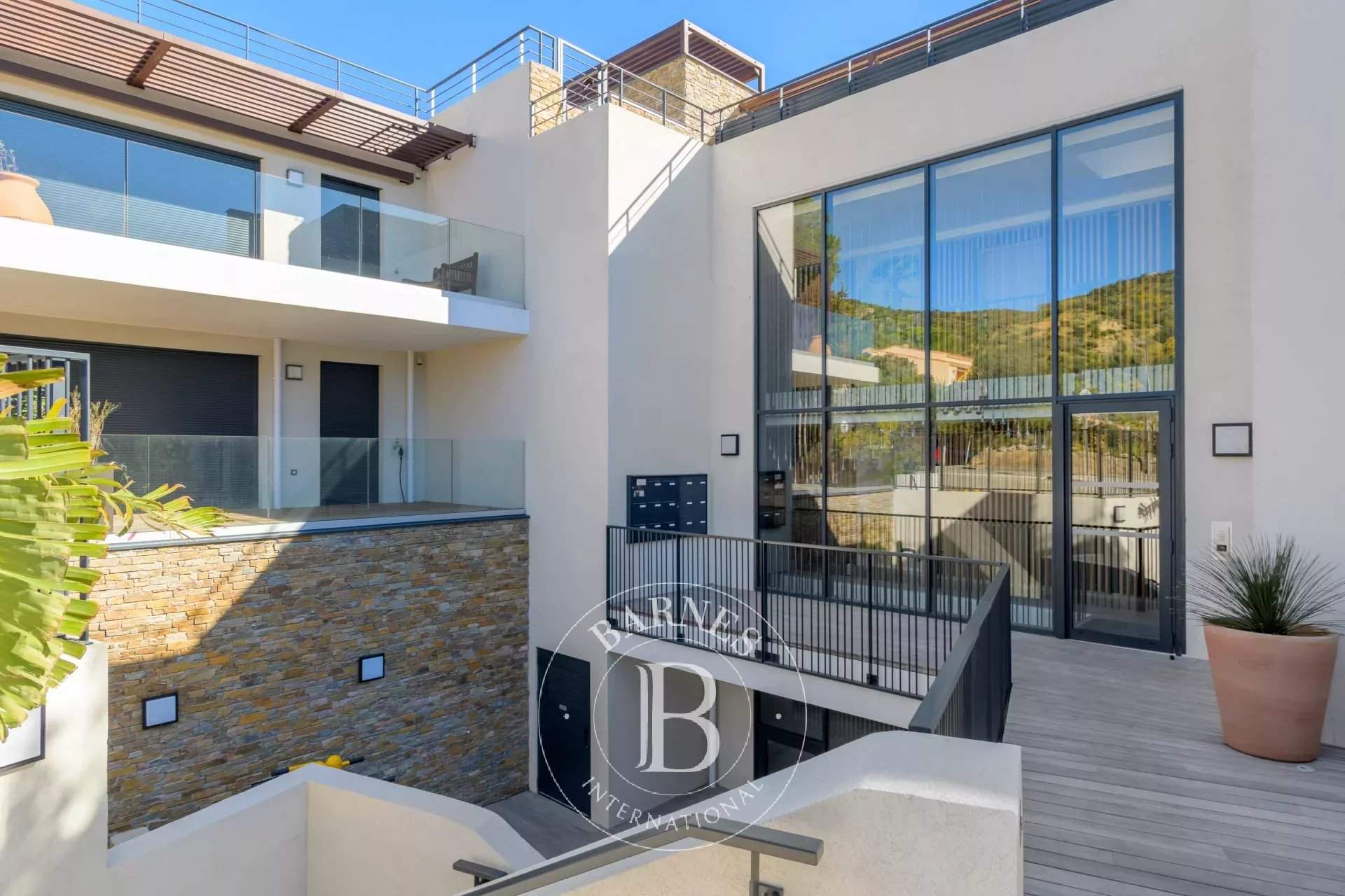 Bormes-les-Mimosas  - Apartment  - picture 3