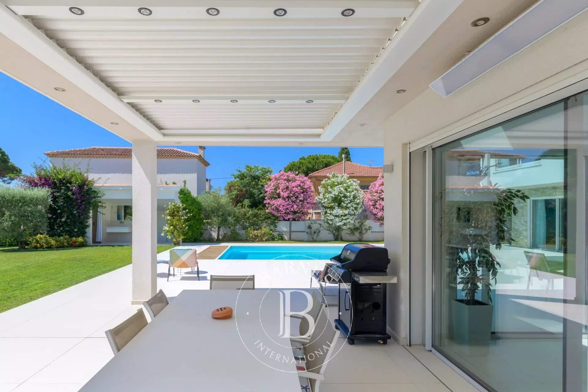 Saint-Cyr-sur-Mer  - Villa 5 Bedrooms - picture 15