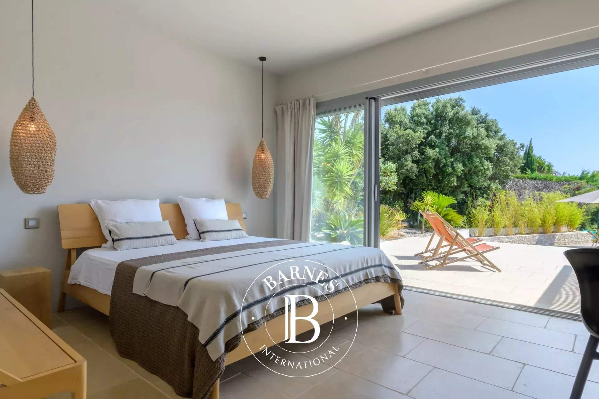 Saint-Cyr-sur-Mer  - Villa 4 Bedrooms - picture 11