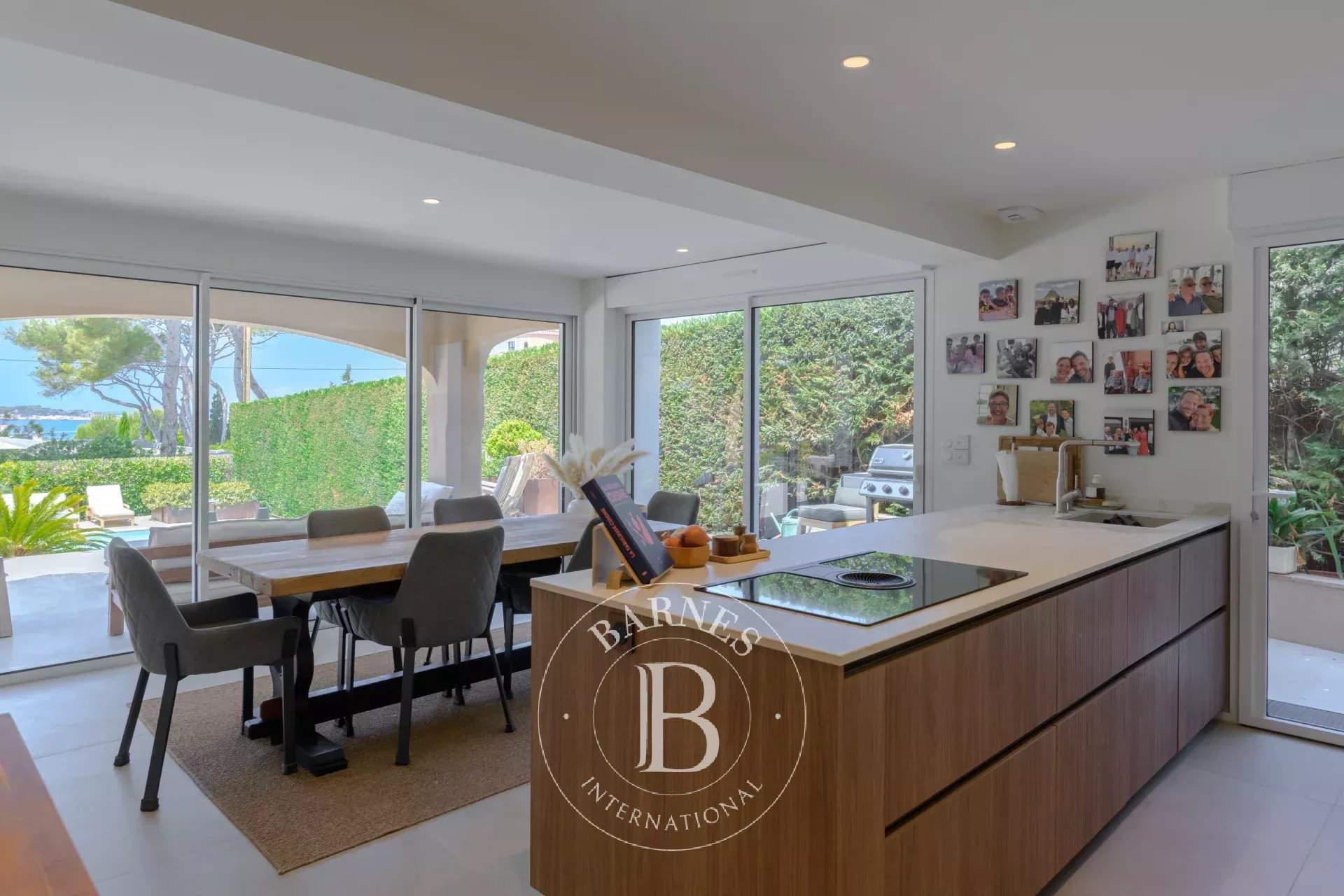 Sanary-sur-Mer  - Villa 7 Pi&egrave;ces 5 Chambres - picture 11