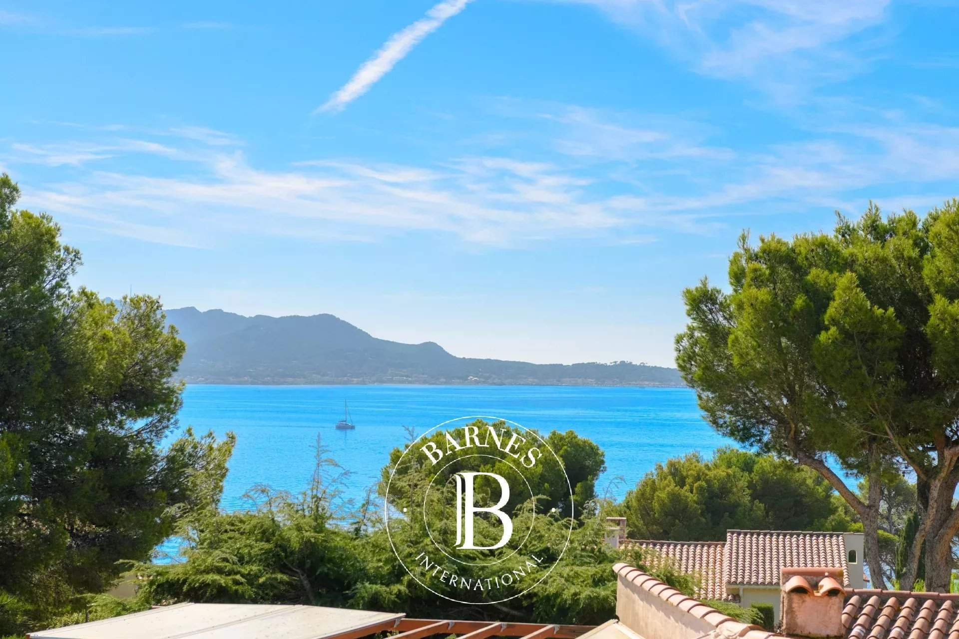 Sanary-sur-Mer  - Villa 12 Pi&egrave;ces 11 Chambres - picture 1