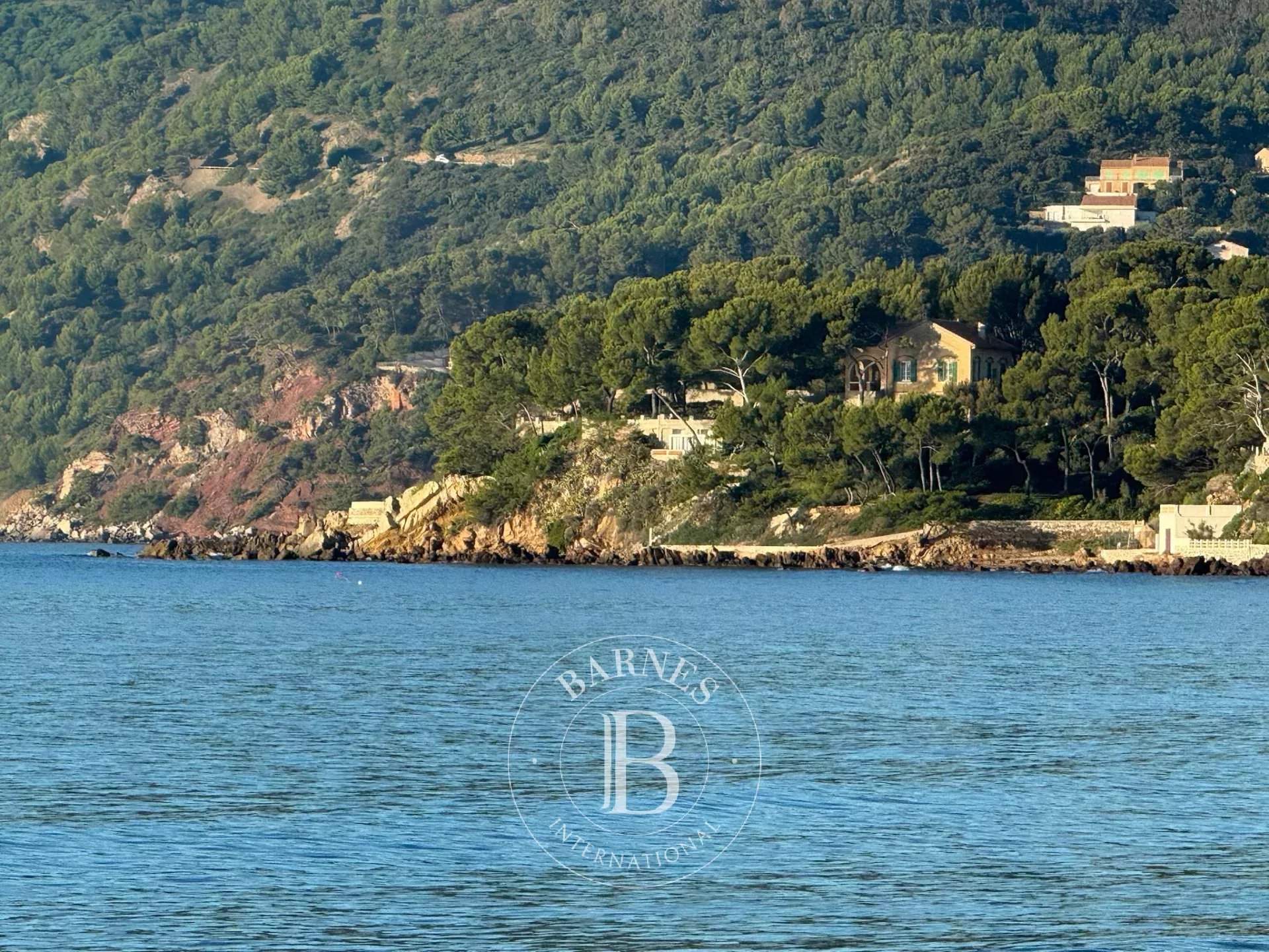 La Seyne-sur-Mer  - Villa 9 Pi&egrave;ces 6 Chambres - picture 1