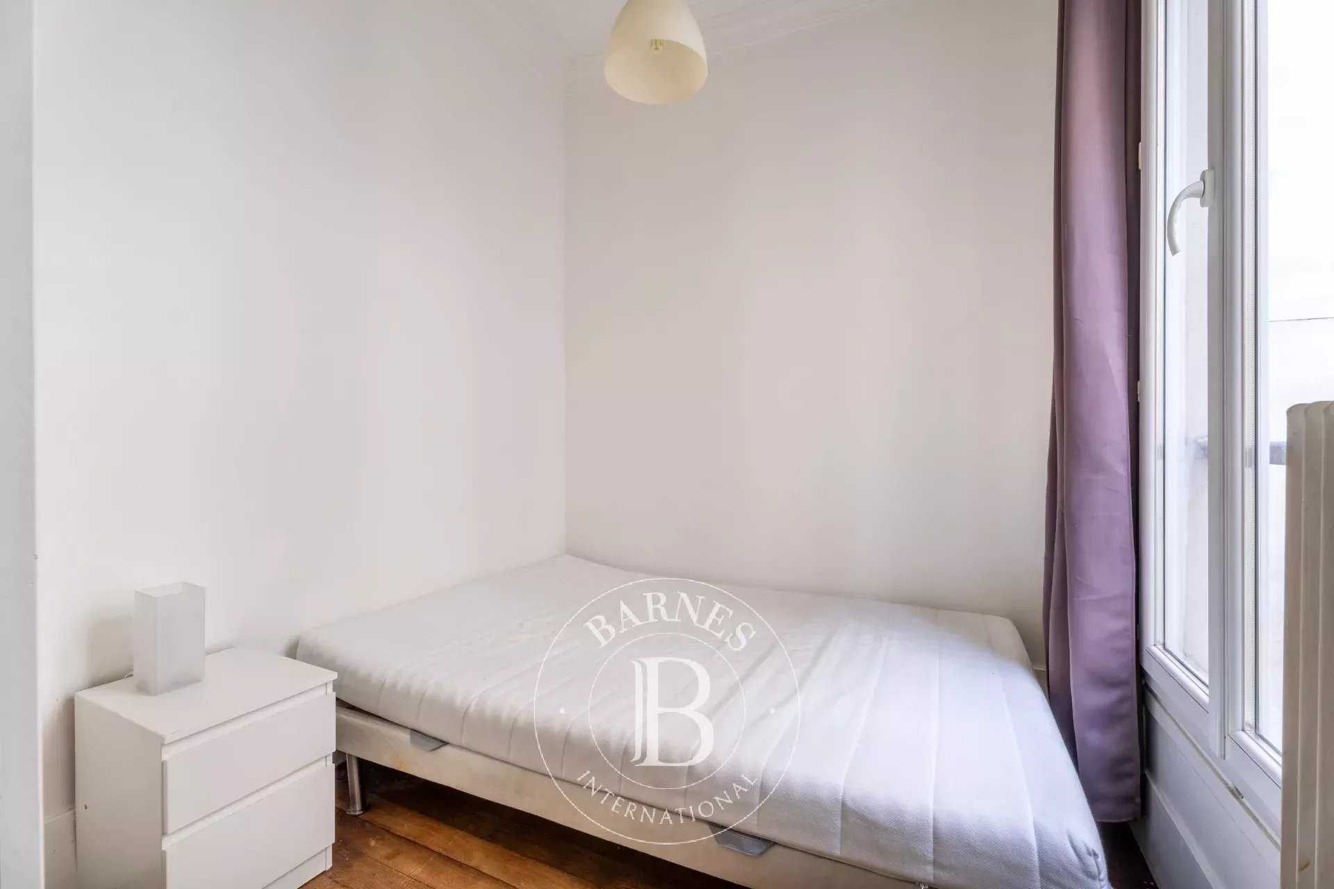 Paris  - Appartement 4 Pièces 2 Chambres