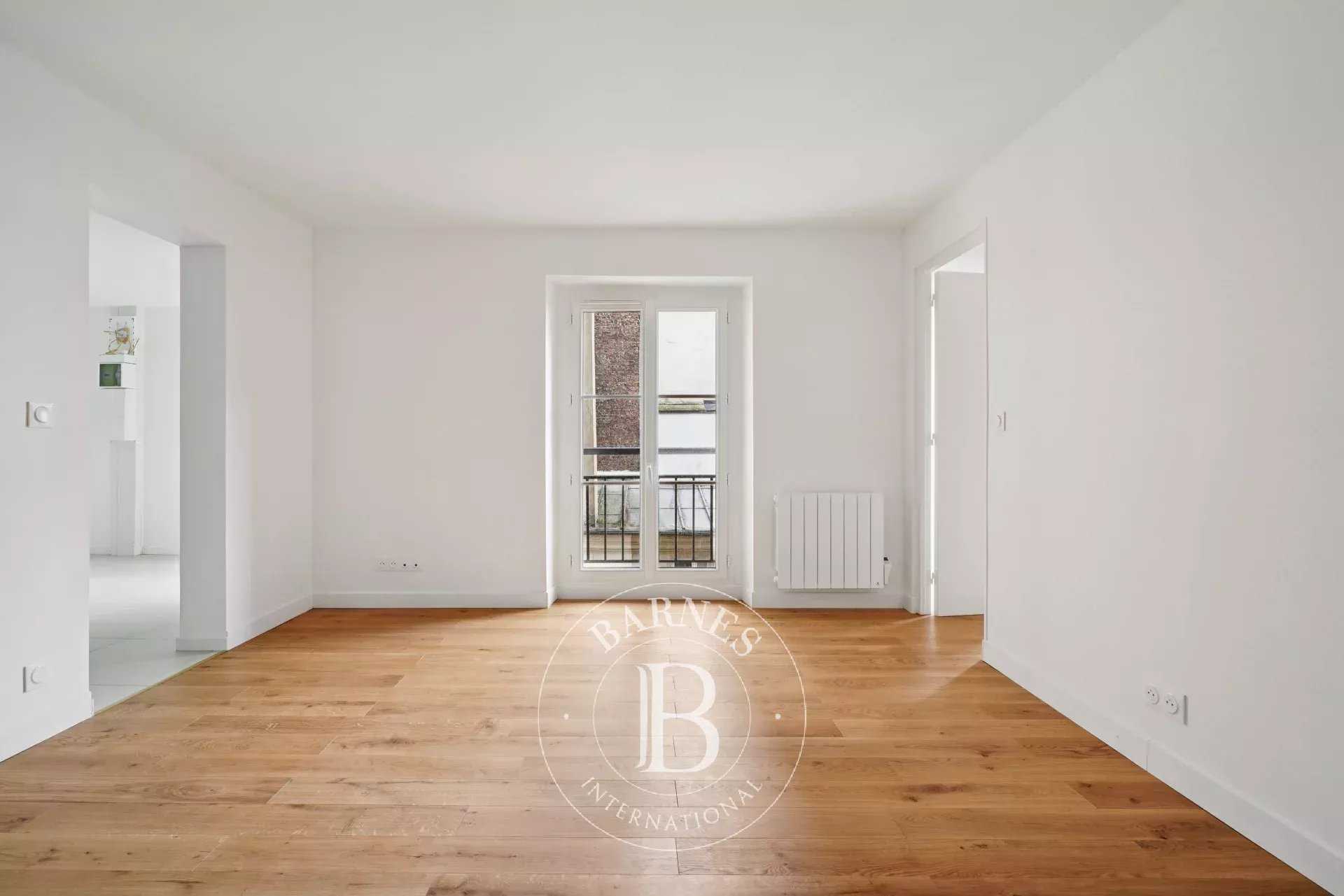 Paris  - Appartement 2 Pièces, 1 Chambre