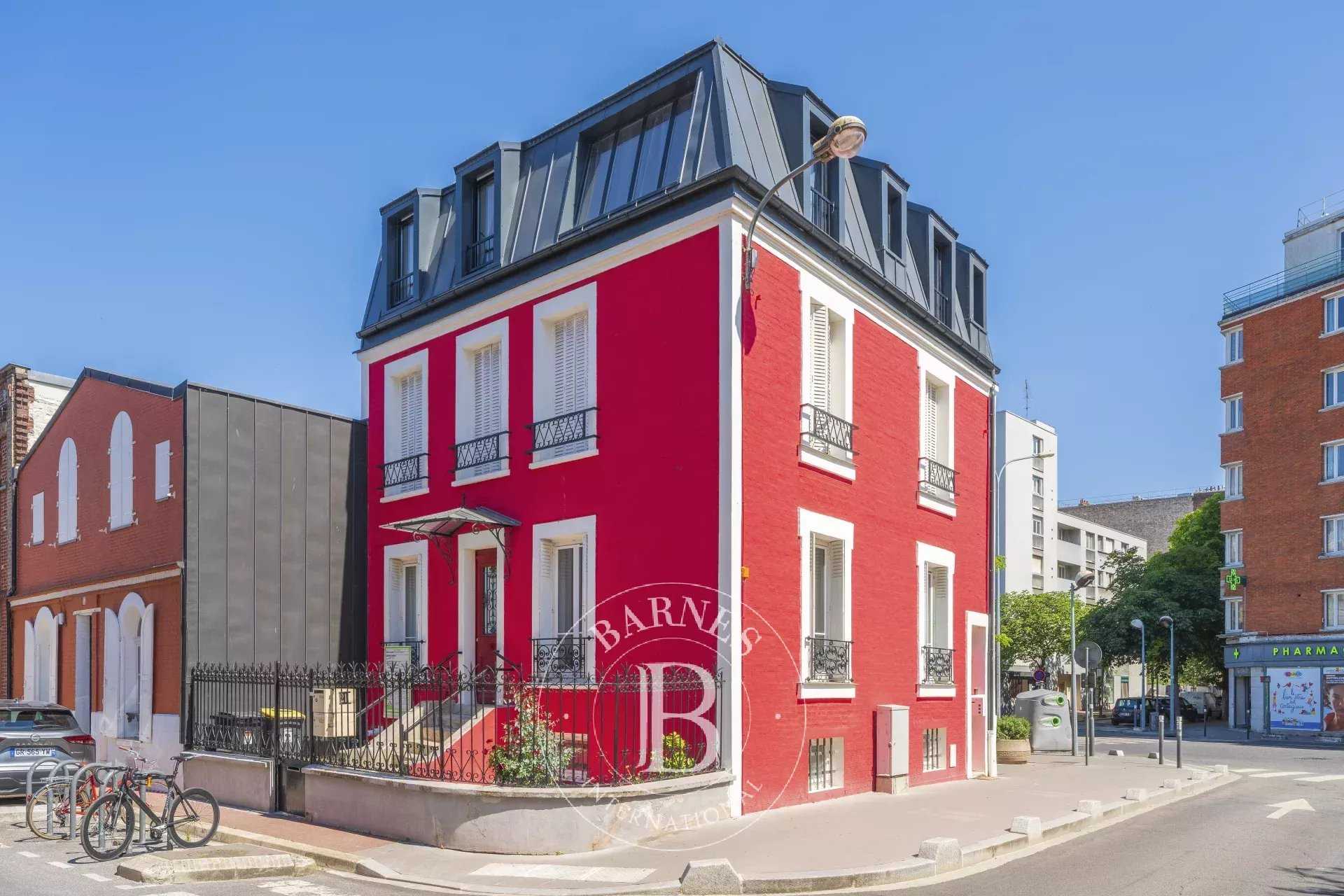 Saint-Ouen-sur-Seine  - House 6 Bedrooms