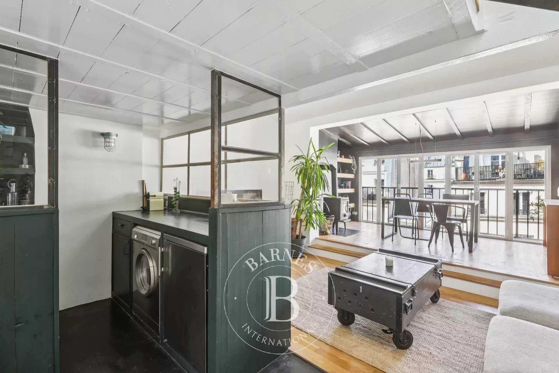 Paris  - Appartement 3 Pièces, 1 Chambre