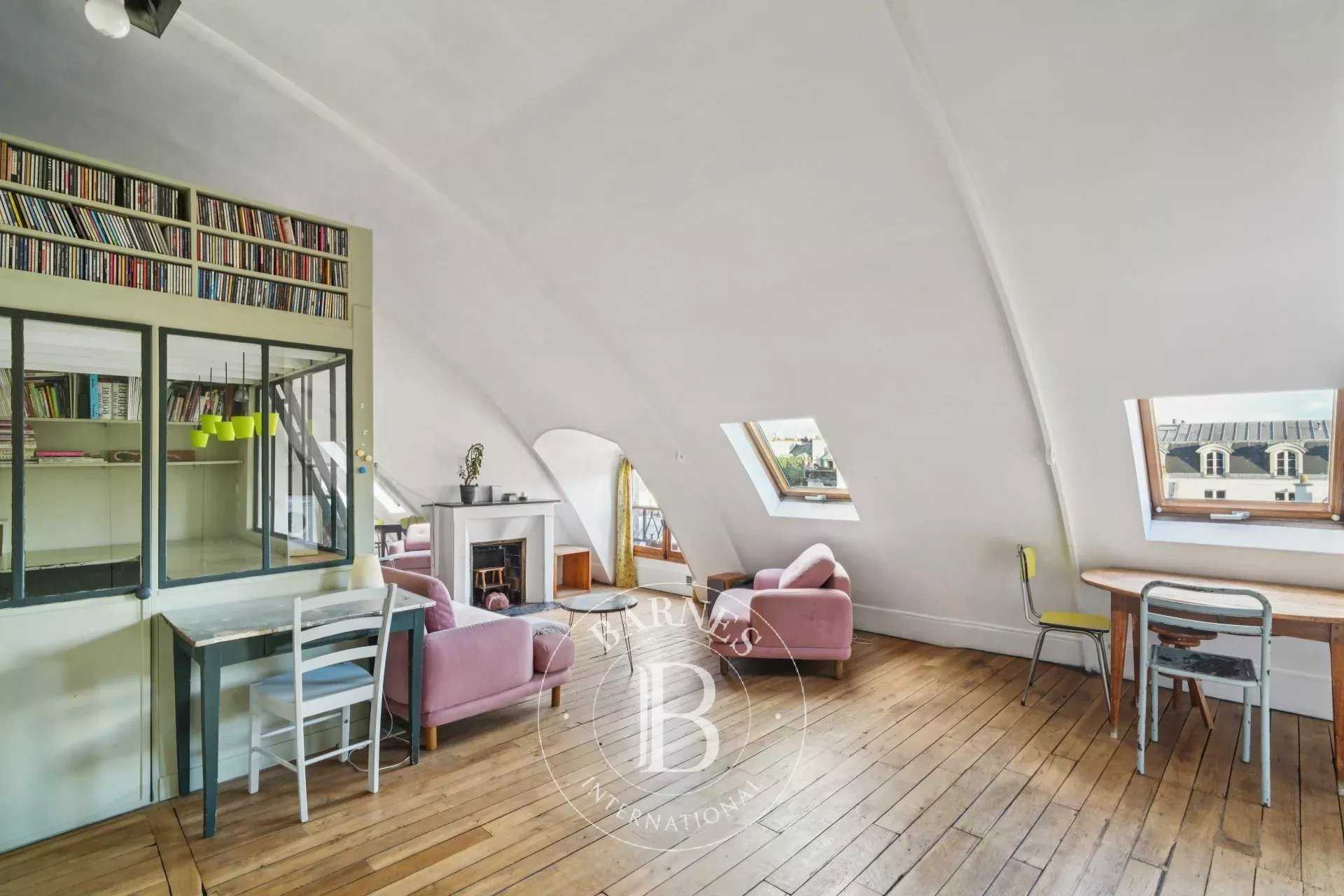 Paris  - Appartement 2 Pièces, 1 Chambre